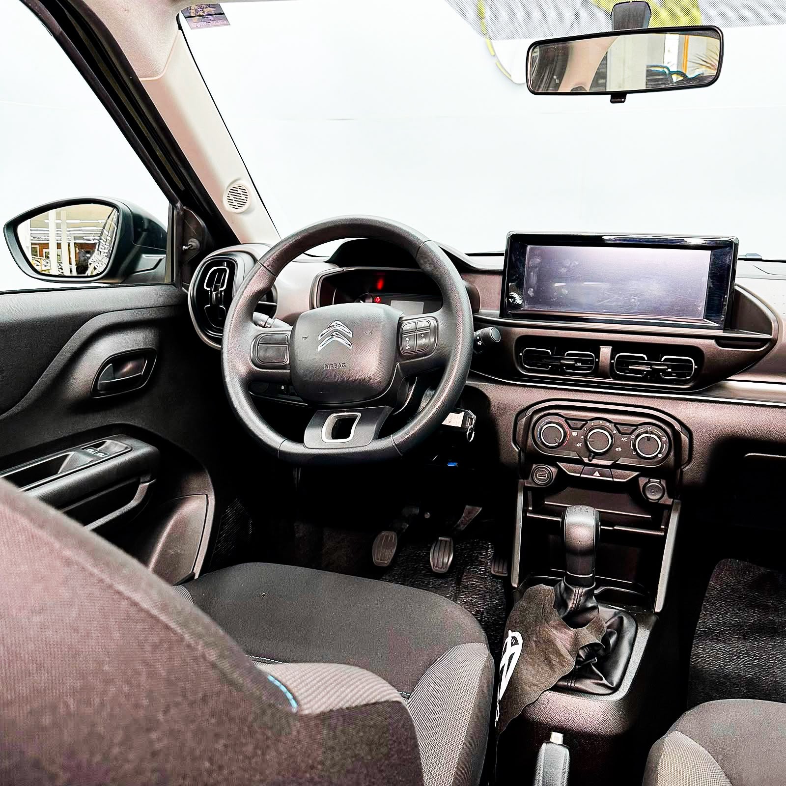 Citroën C3 Live Pack 1.0 Flex 6V 5P Mec. - foto 12