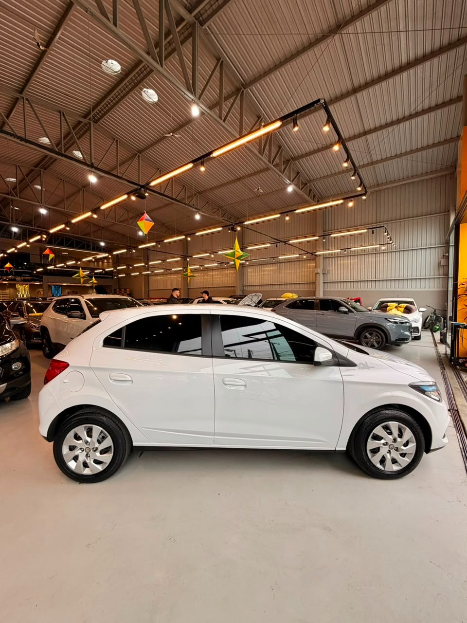 Chevrolet Onix Hatch LT 1.4 8V Flexpower 5P Mec. - foto 16