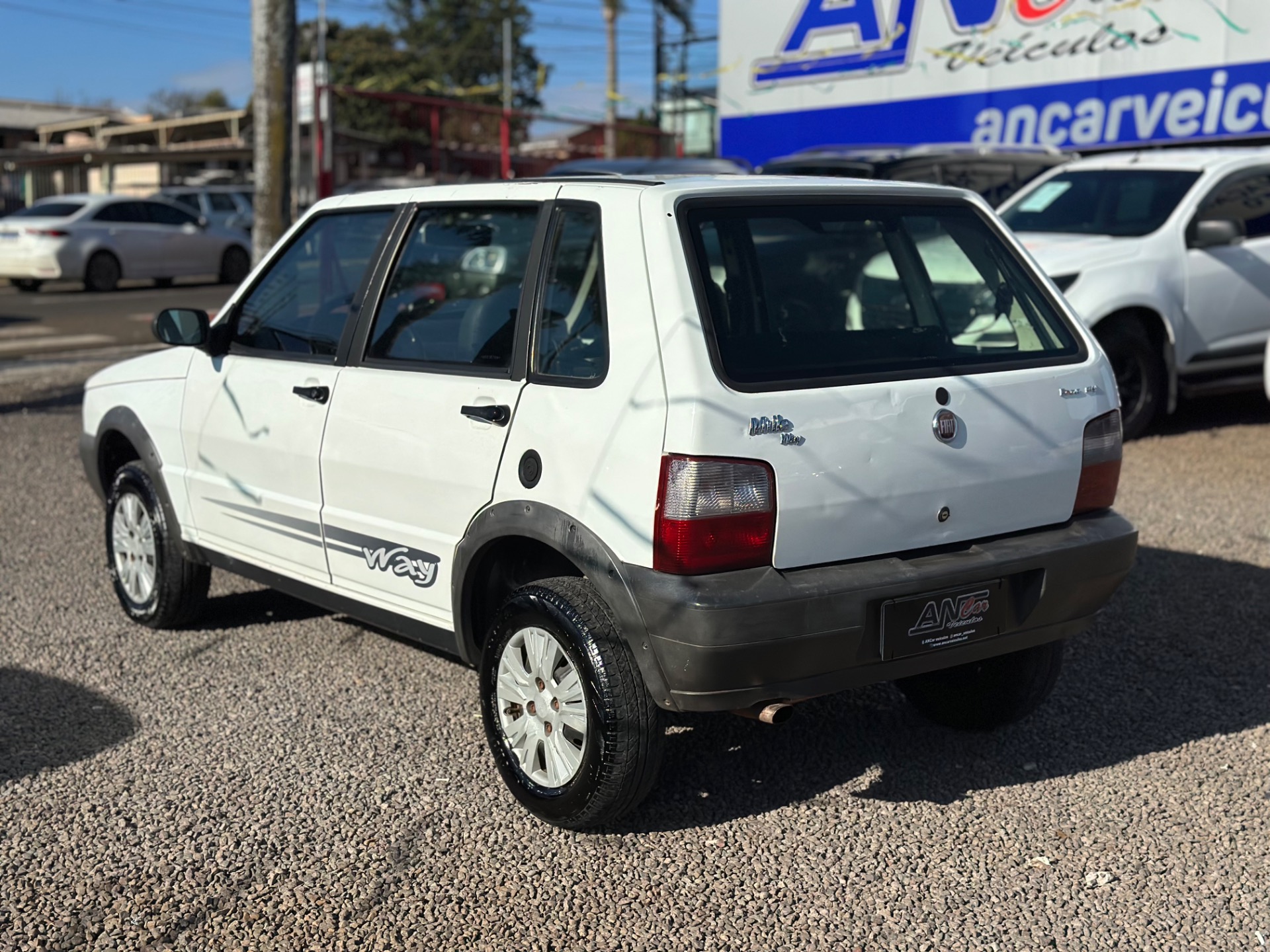 Fiat Uno Mille Way Economy 1.0 F.flex 4P - foto 4