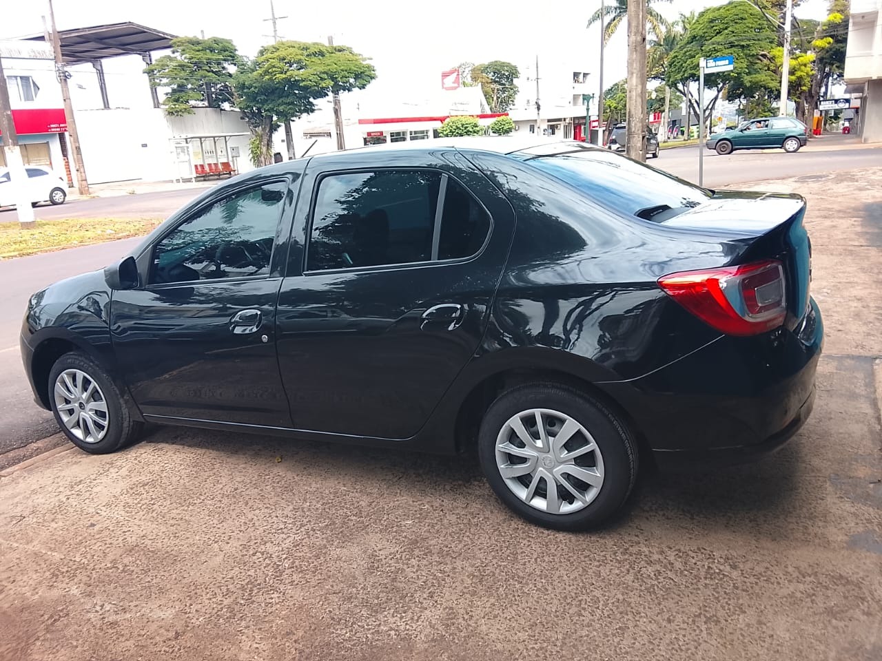 Renault Logan Expres. Exp. Up Hi Flex 1.0 16V 4P - foto 4