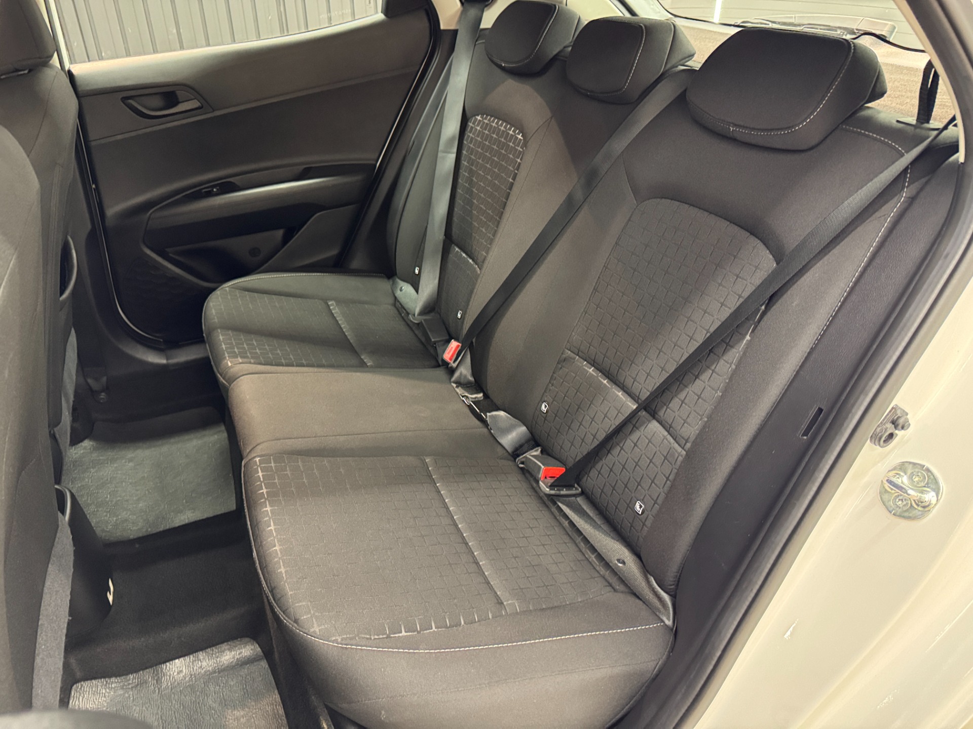 Hyundai HB20 Comfort Plus 1.0 Tb Flex 12V Aut. - foto 18