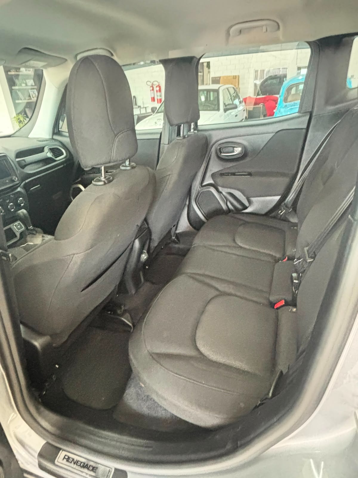Jeep Renegade Sport 1.8 4X2 Flex 16V Aut. - foto 12