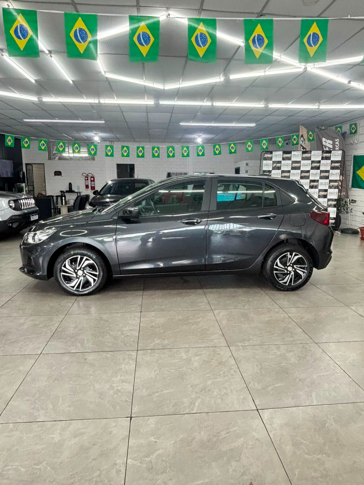 Chevrolet Onix Hatch LT 1.0 12V Tb Flex 5P Mec. - foto 8