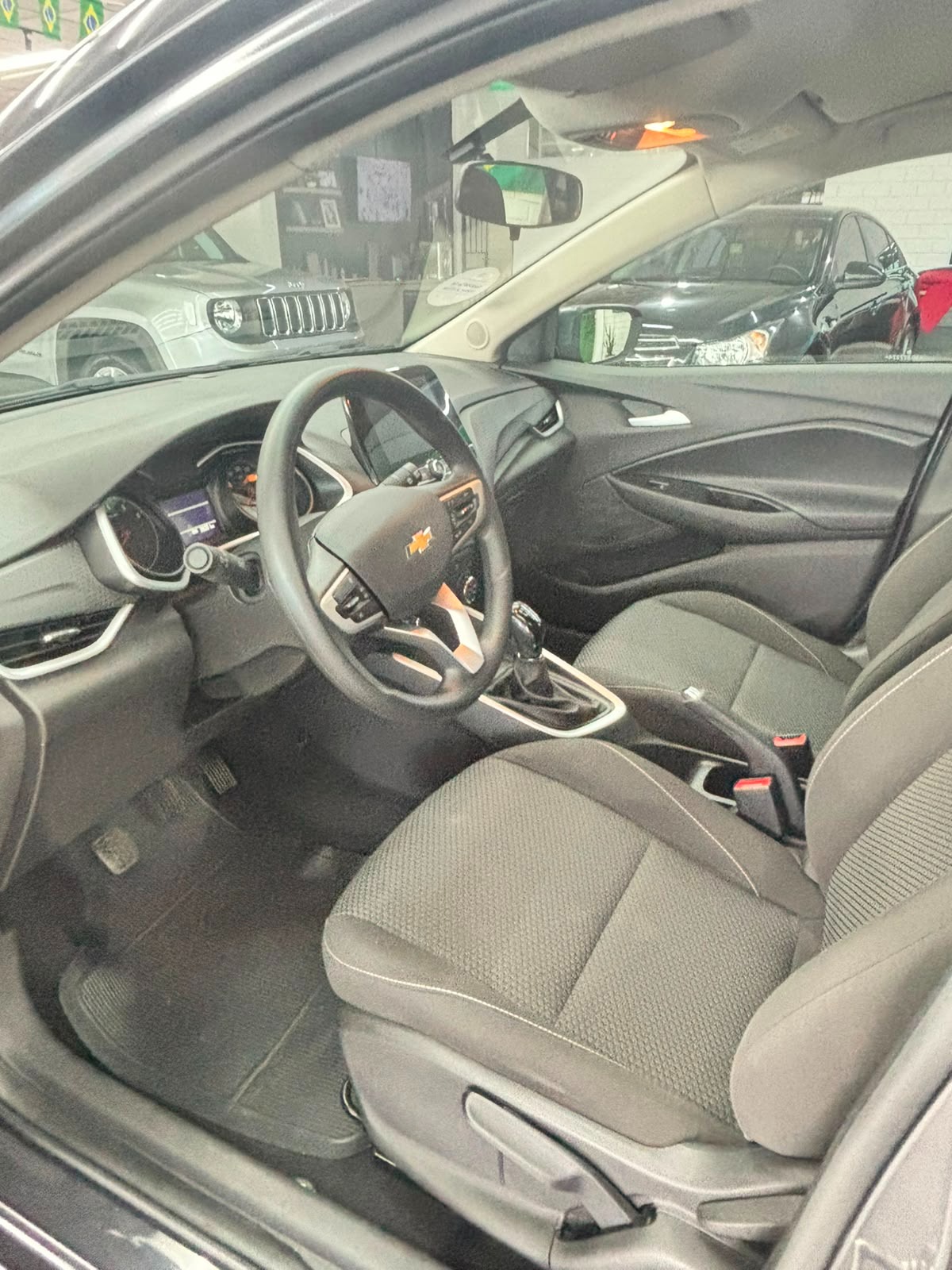Chevrolet Onix Hatch LT 1.0 12V Tb Flex 5P Mec. - foto 11