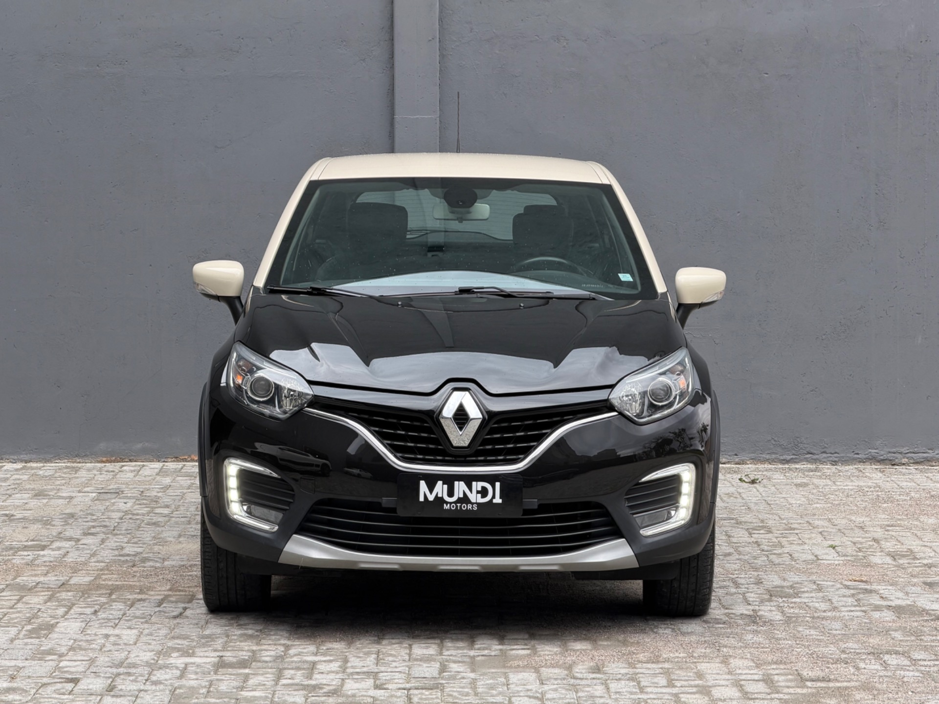 Renault Captur Intense 1.6 16V Flex 5P Aut. - foto 2