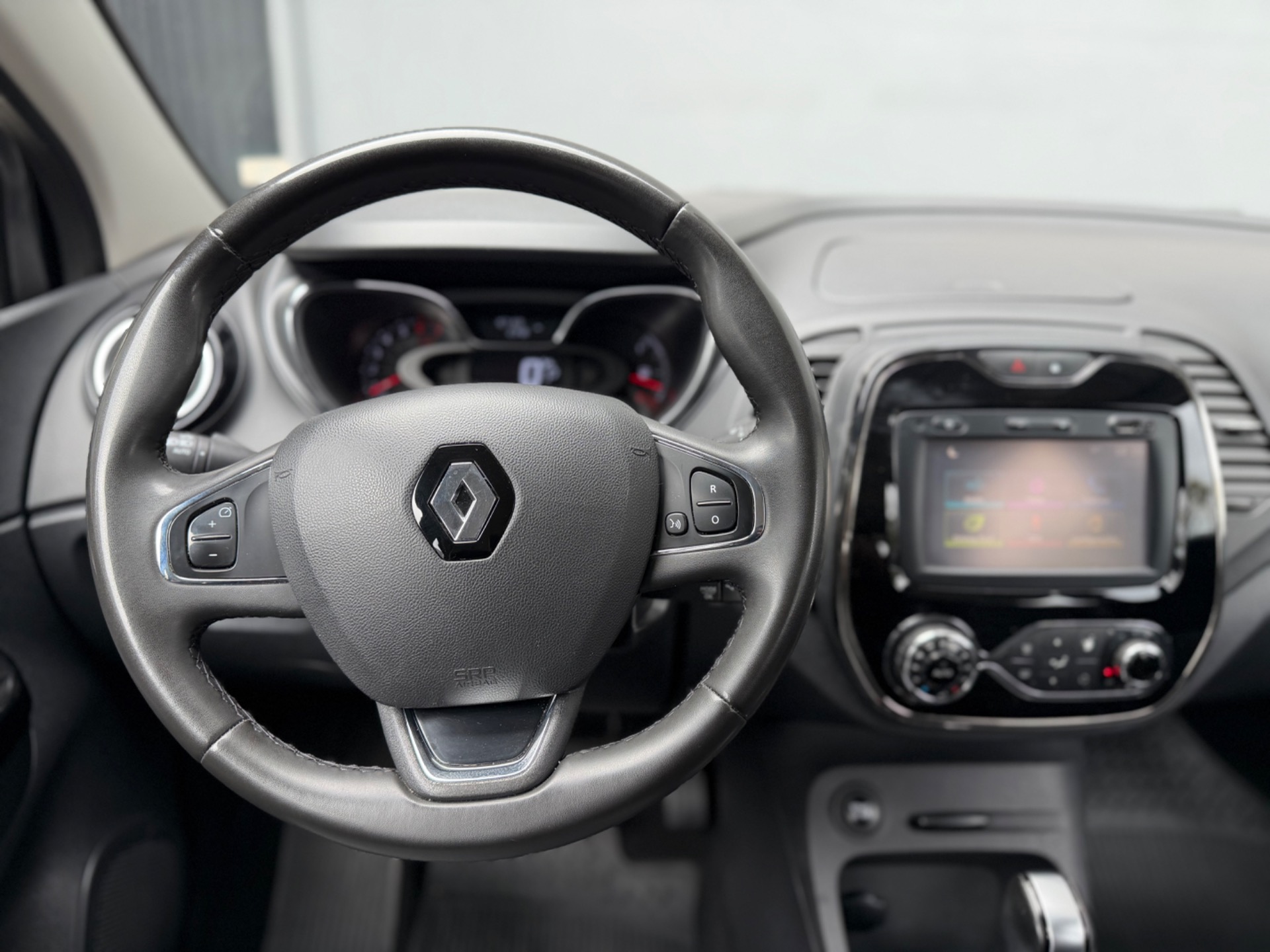 Renault Captur Intense 1.6 16V Flex 5P Aut. - foto 9