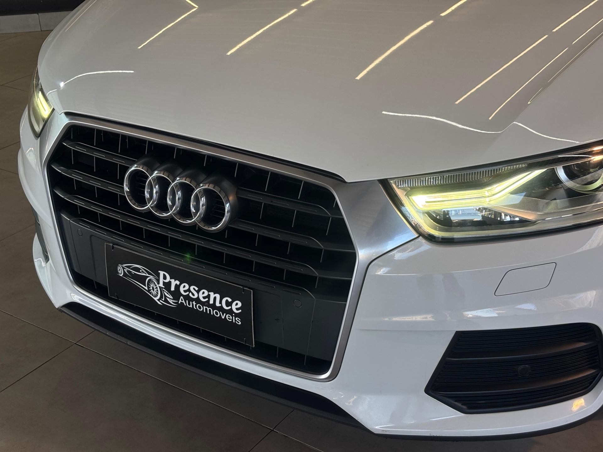 Audi Q3 1.4 TFSI TFSI Flex S Tronic 5P - foto 3