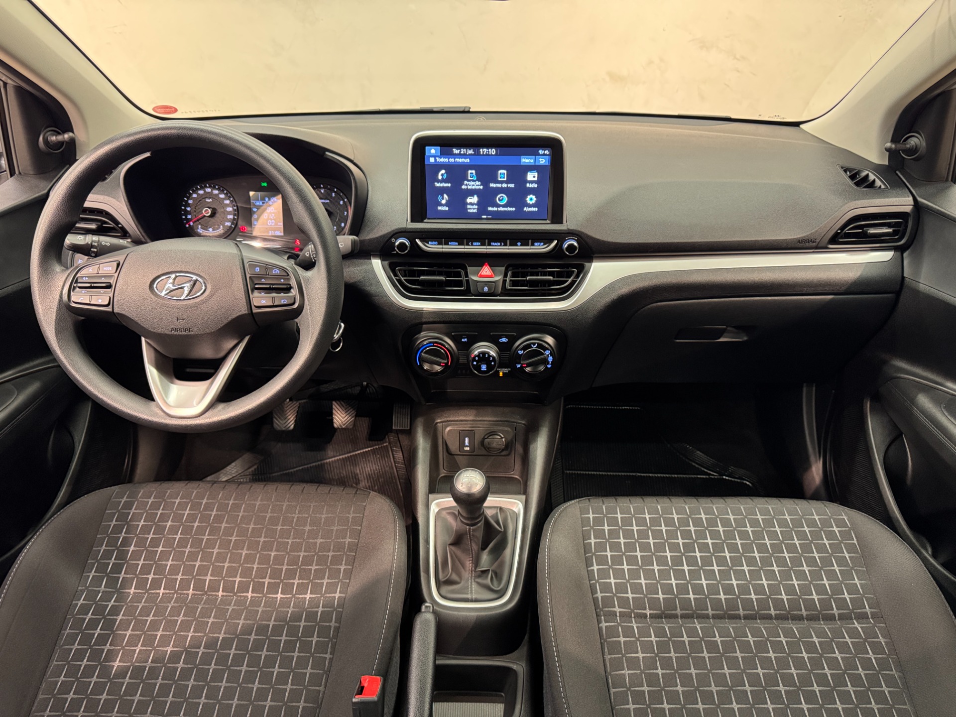 Hyundai HB20 Comfort 1.0 Flex 12V Mec. - foto 9