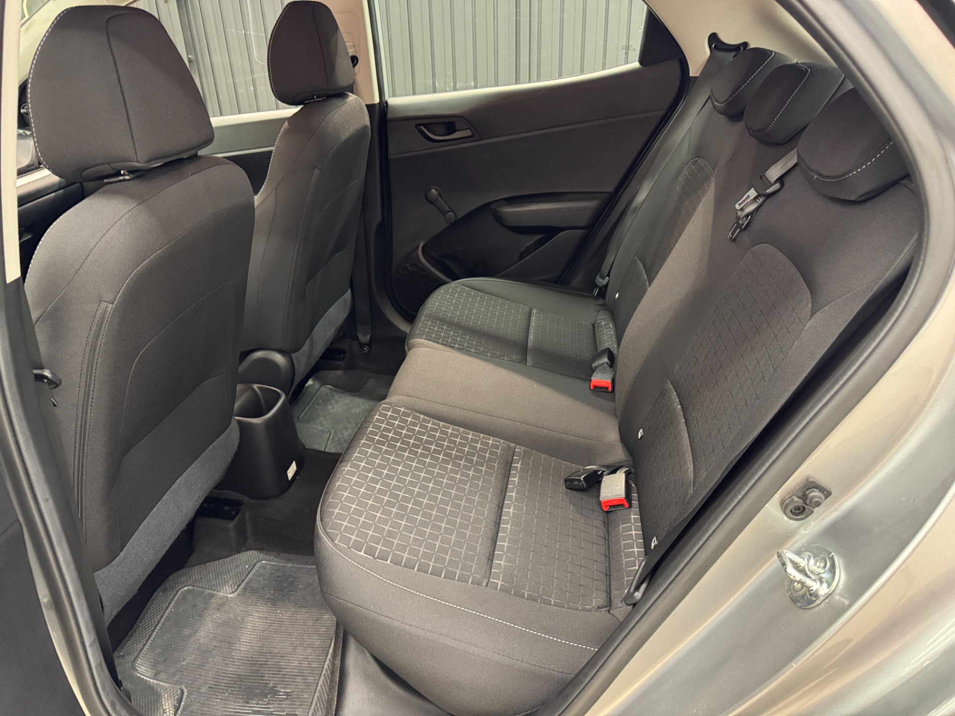 Hyundai HB20 Comfort 1.0 Flex 12V Mec. - foto 17
