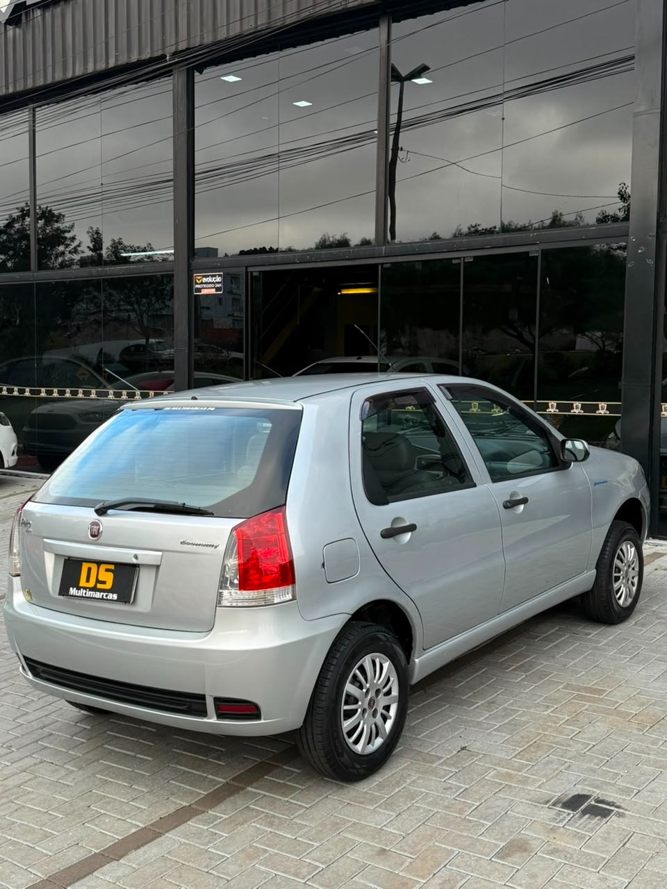 Fiat Palio 1.0 Economy Fire Flex 8V 4P - foto 8