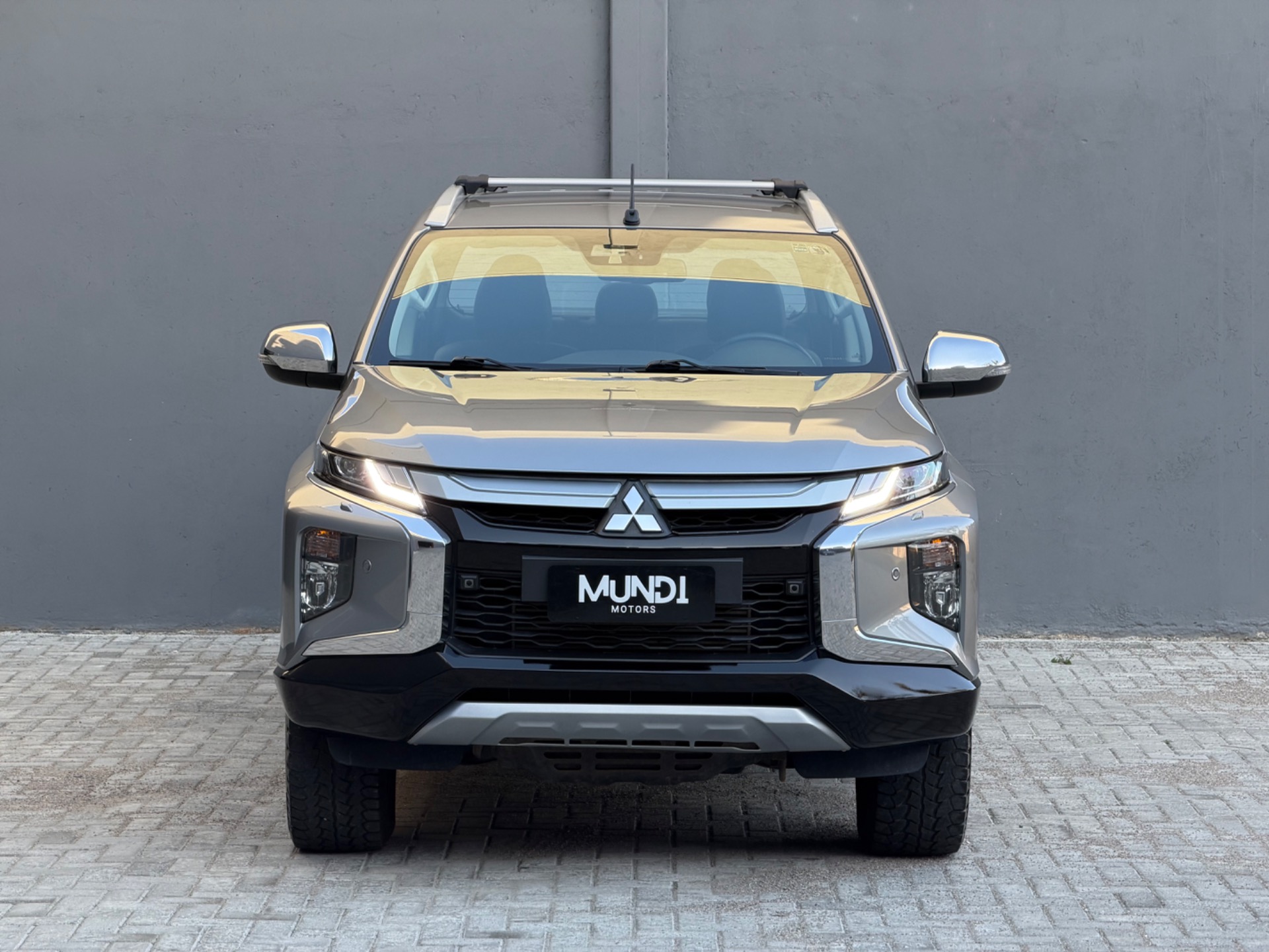 Mitsubishi Triton Sport Hpe S 2.4 Cd Dies. Automático - foto 2
