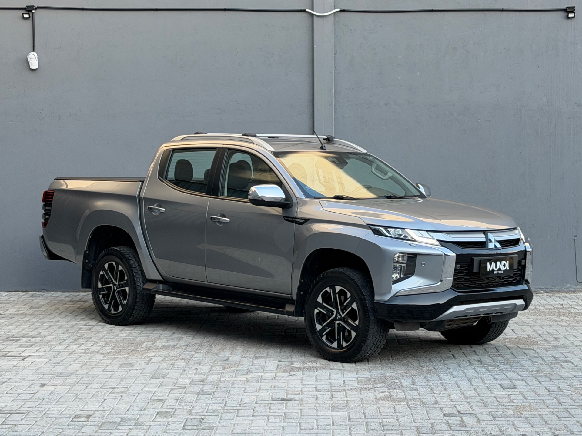 Mitsubishi Triton Sport 2023 à venda