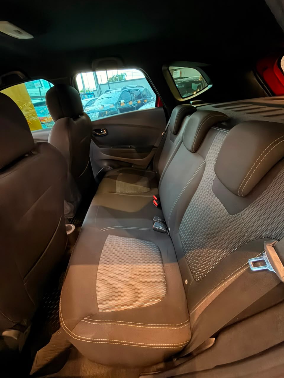 Renault Captur Life 1.6 16V Flex 5P Aut. - foto 4
