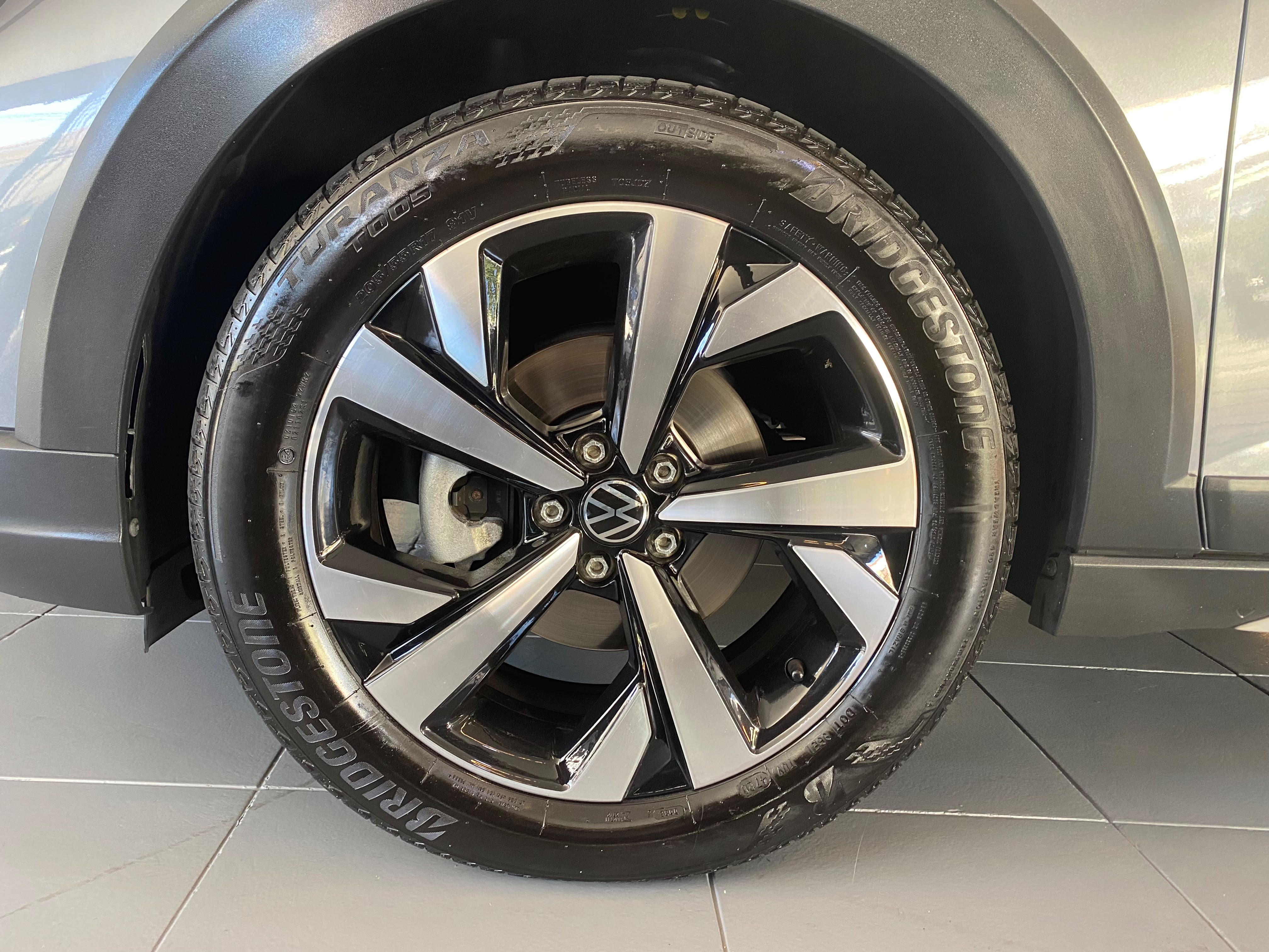 Volkswagen Nivus Highline 1.0 200 TSI Flex Aut. - foto 12