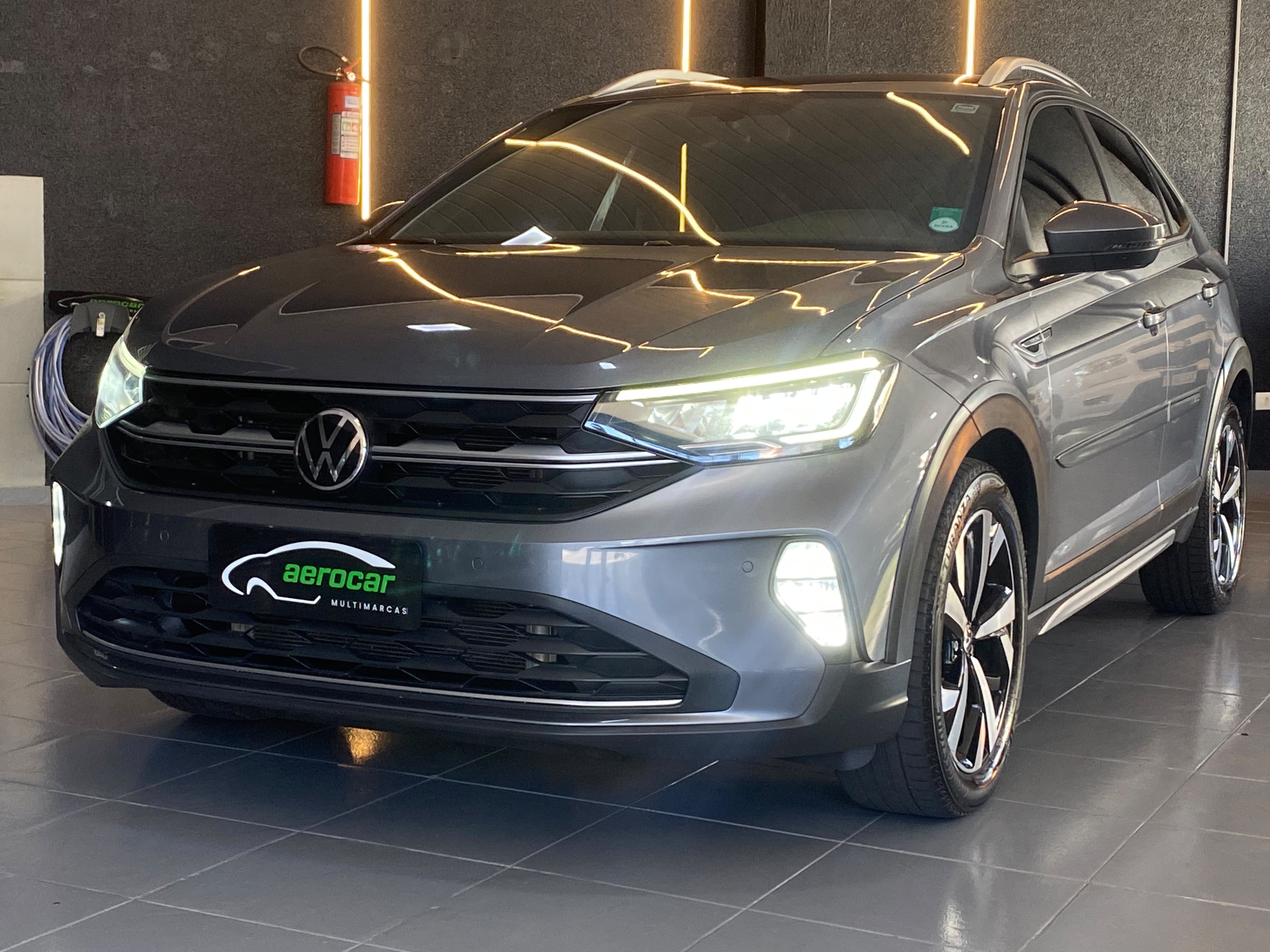 Volkswagen Nivus Highline 1.0 200 TSI Flex Aut. - foto 2