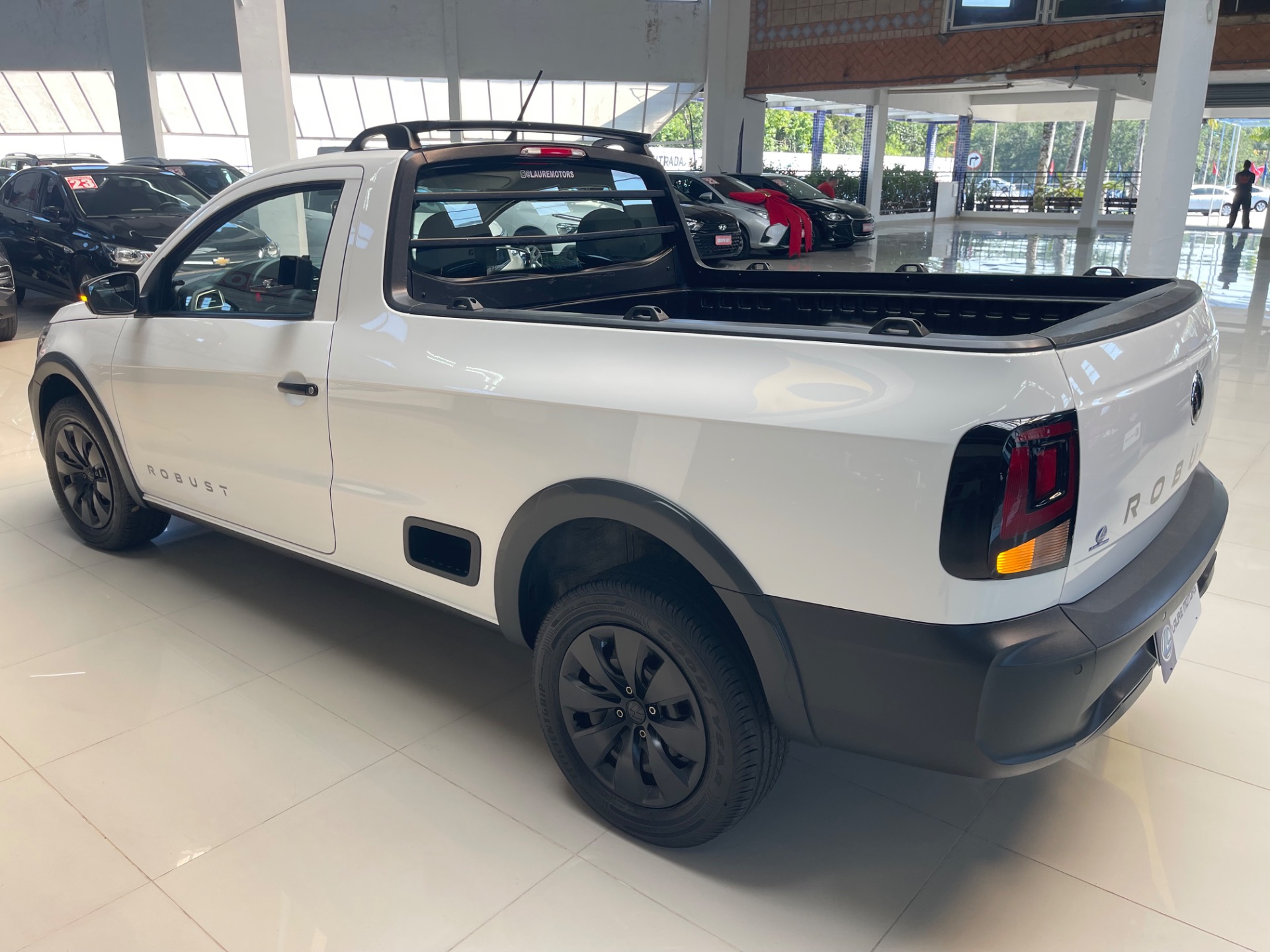 Volkswagen Saveiro Robust 1.6 Total Flex 16V - foto 3