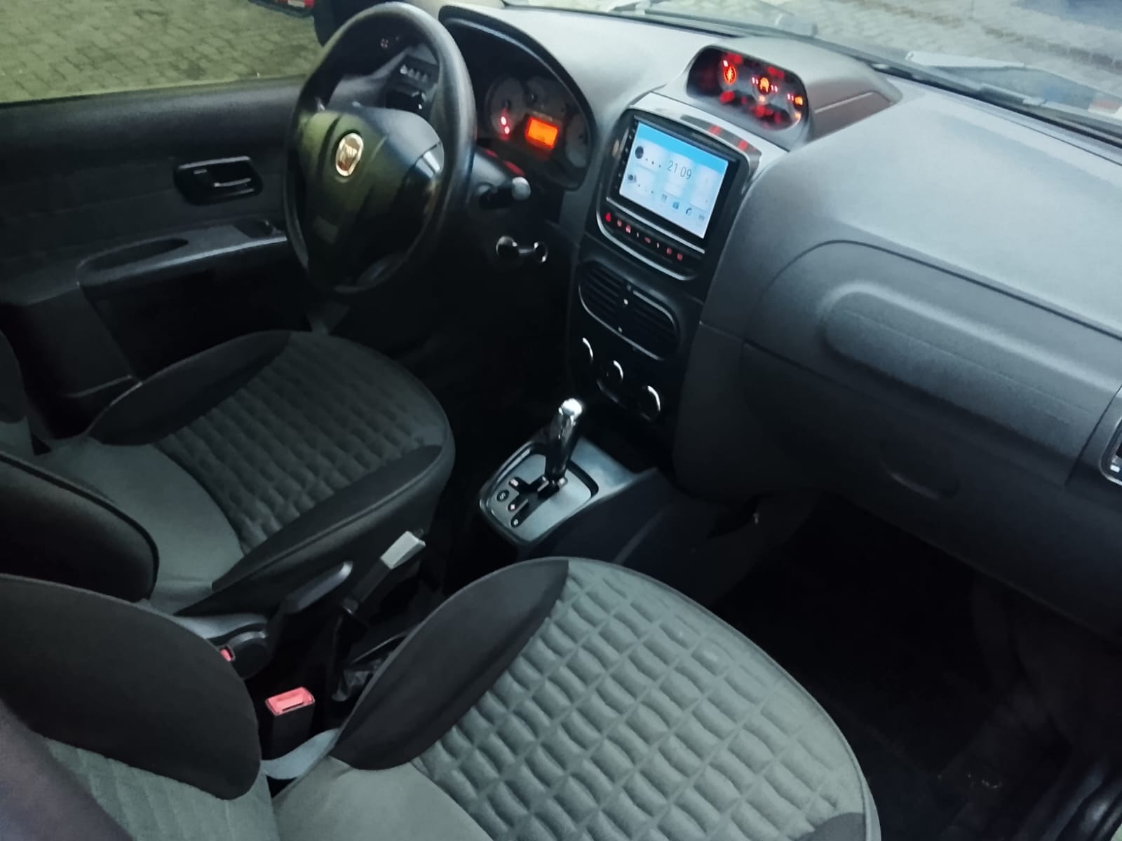 Fiat Palio Week.adv.lock.dualogic 1.8 Flex - foto 10