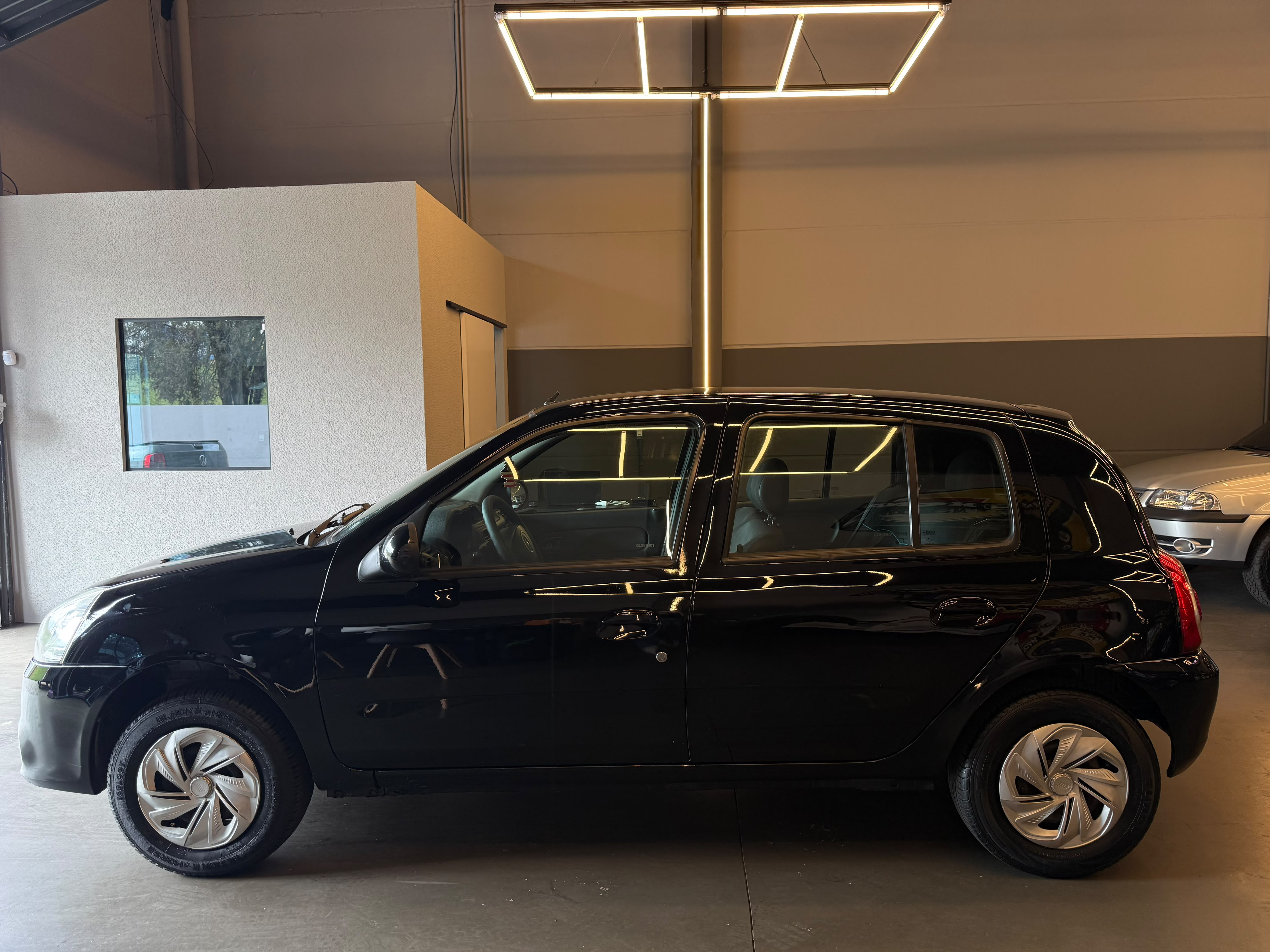Renault Clio Rl Jp Auth.1.0 1.0 Hi Power 16V 5P - foto 5