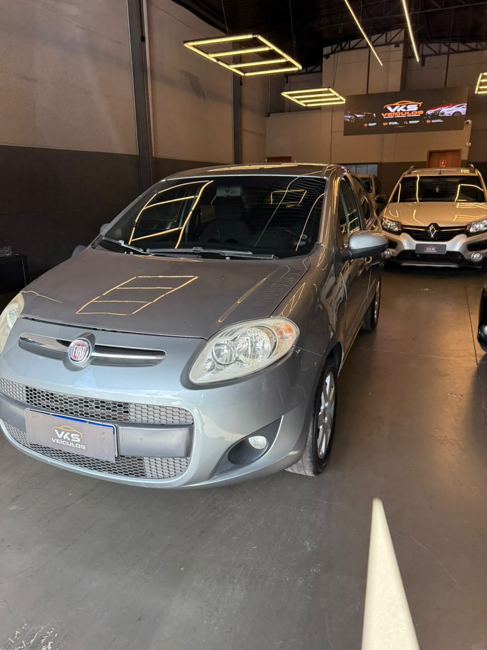Fiat Palio Attra. Itália 1.4 Evo F.flex 8V 5P - foto 2