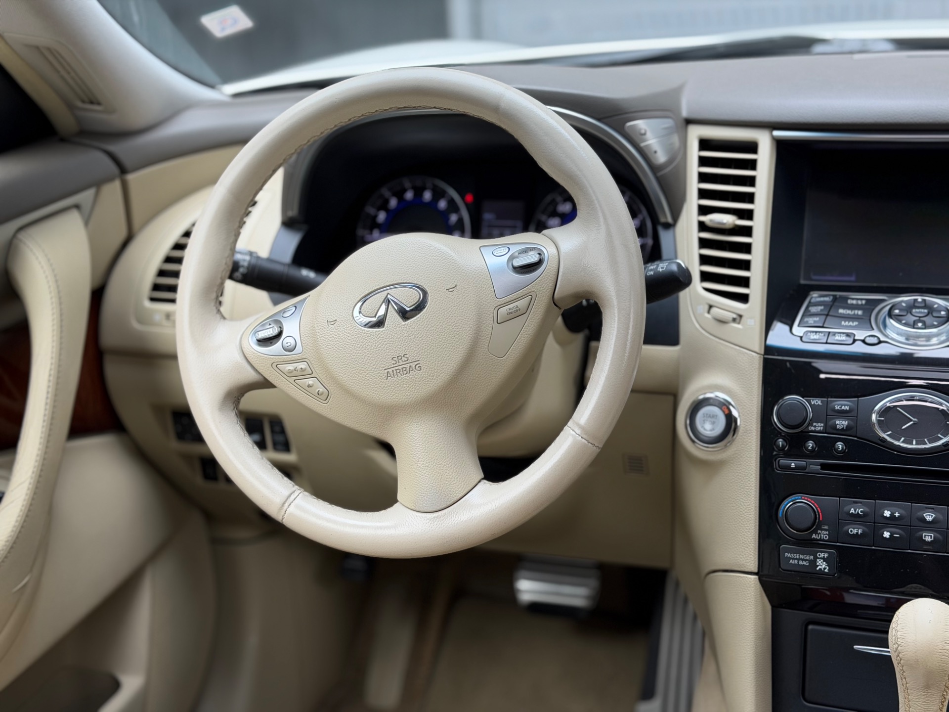 Nissan Infiniti Fx35 Infiniti Fx 3.5 Awd - foto 6