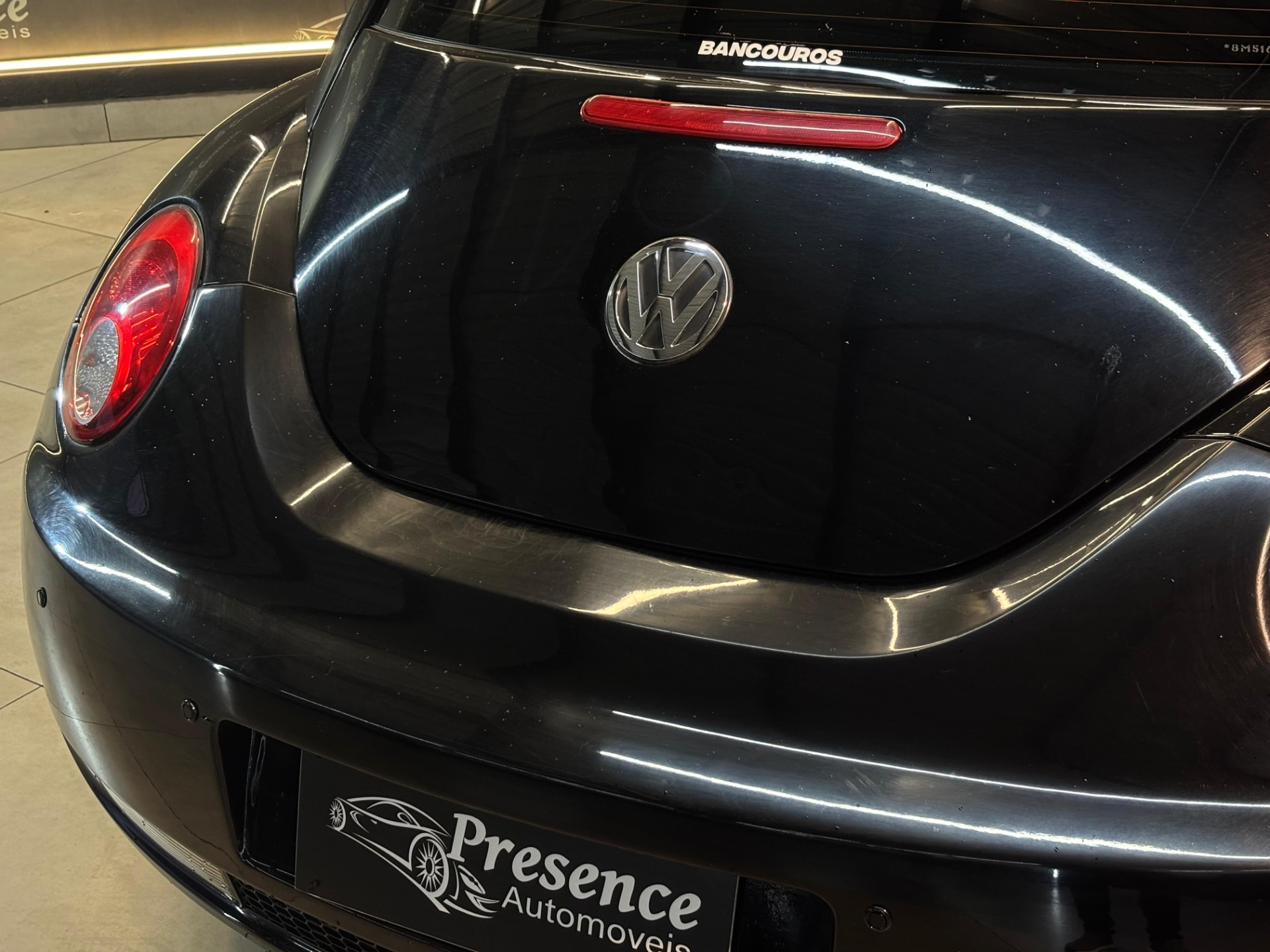 Volkswagen New Beetle 2.0 Mi Mec. Aut. - foto 8