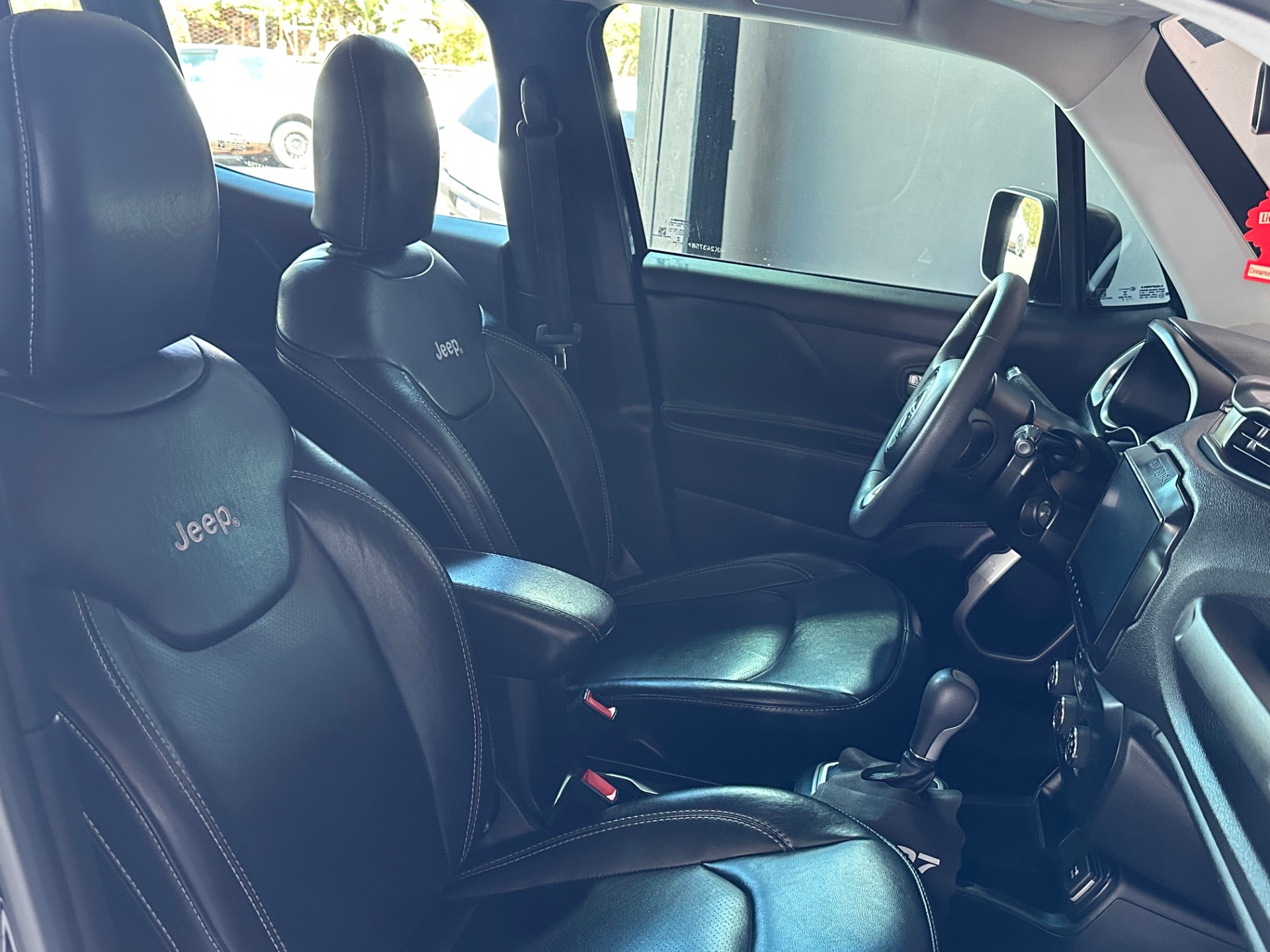 Jeep Renegade 1.8 4X2 Flex 16V Aut. - foto 15