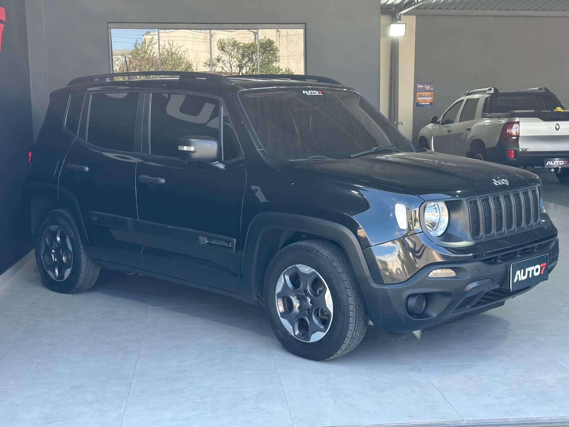 Jeep Renegade 1.8 4X2 Flex 16V Aut. - foto 6