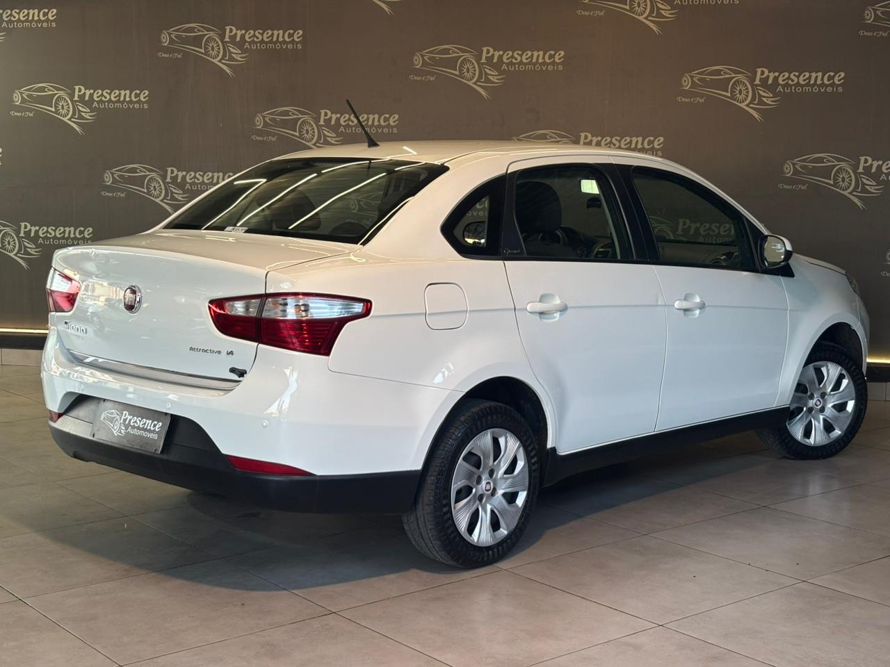 Fiat Siena Attrac. 1.4 Evo F.flex 8V - foto 6