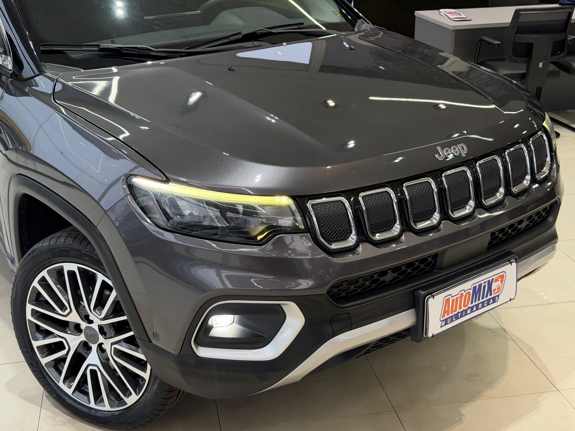 Jeep Compass Limited Td 350 2.0 4X4 Die. Aut. - foto 3