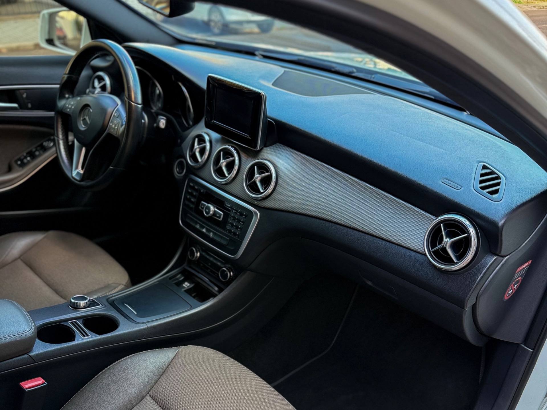 Mercedes-Benz Classe GLA Gla 200 Style 1.6 Tb 16V Flex Aut. - foto 5
