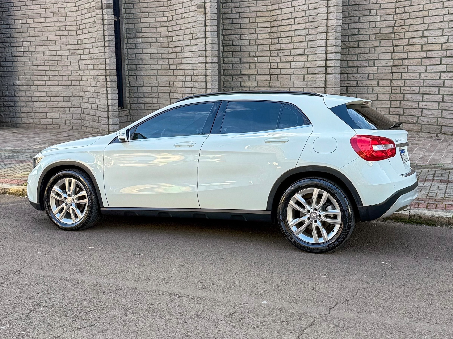 Mercedes-Benz Classe GLA Gla 200 Style 1.6 Tb 16V Flex Aut. - foto 18