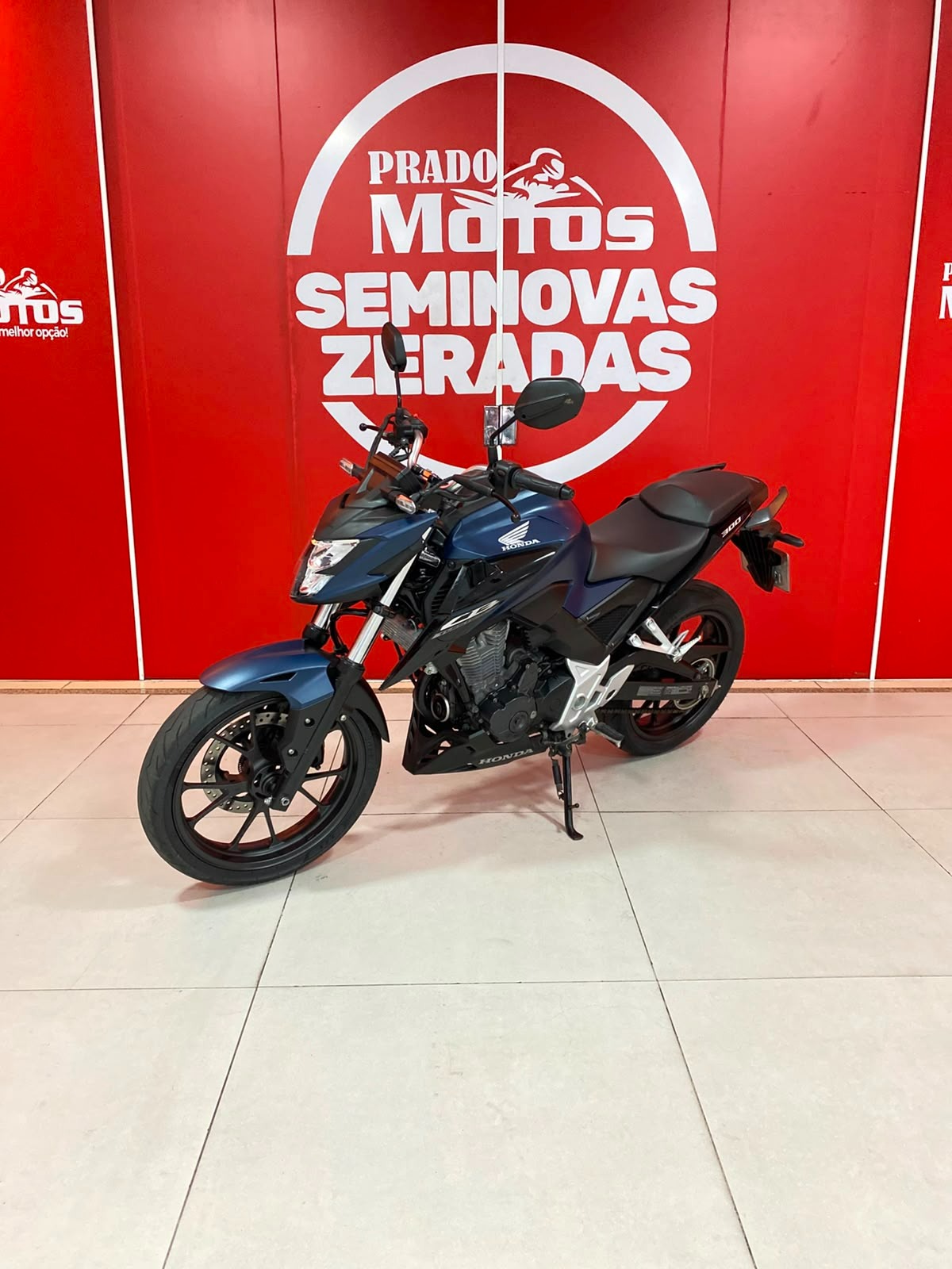 CB 300F Twister Flex