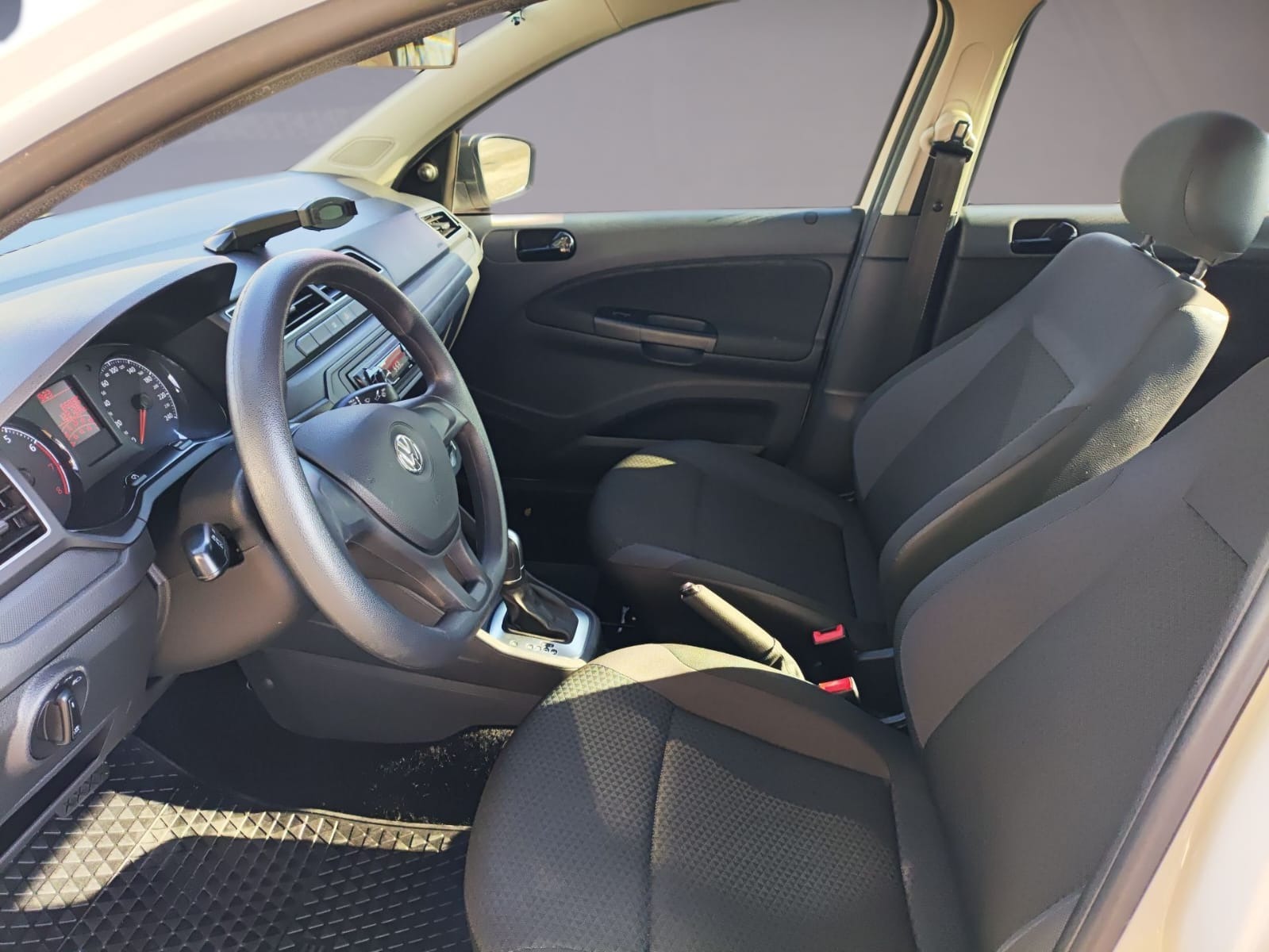 Volkswagen Voyage 1.6 MSI Flex 16V 4P Aut. - foto 7
