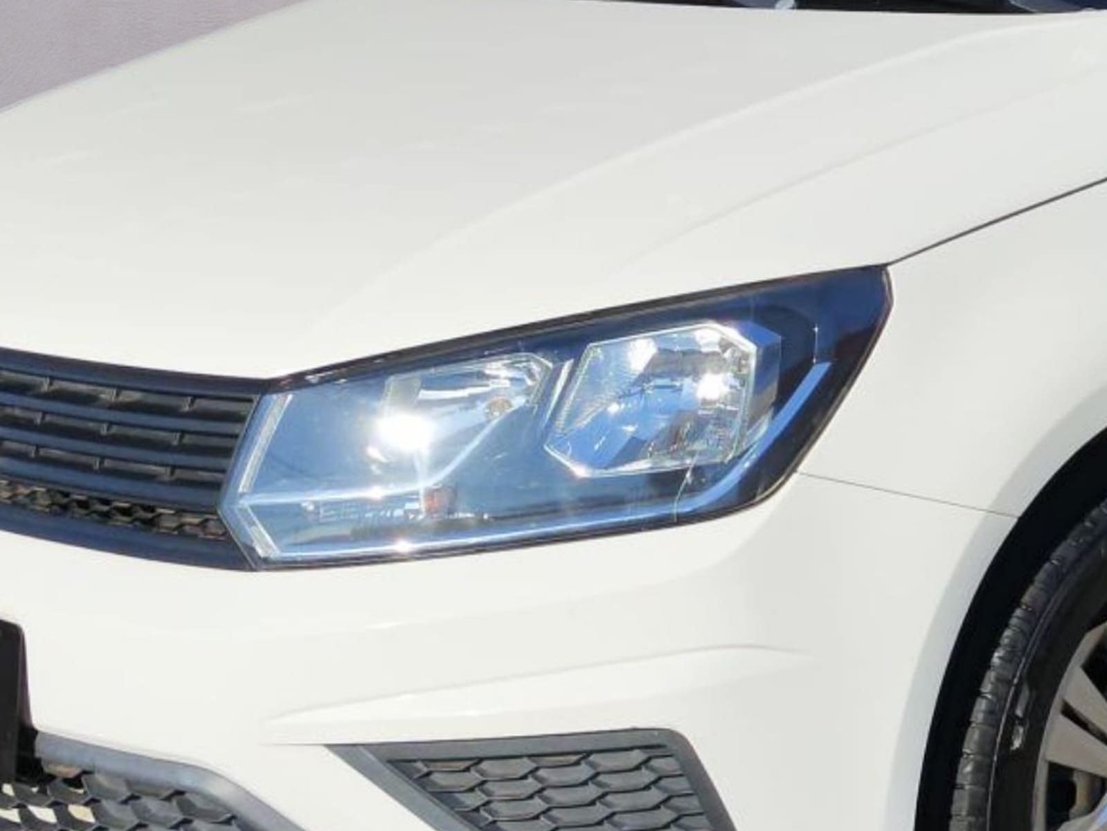Volkswagen Voyage 1.6 MSI Flex 16V 4P Aut. - foto 5