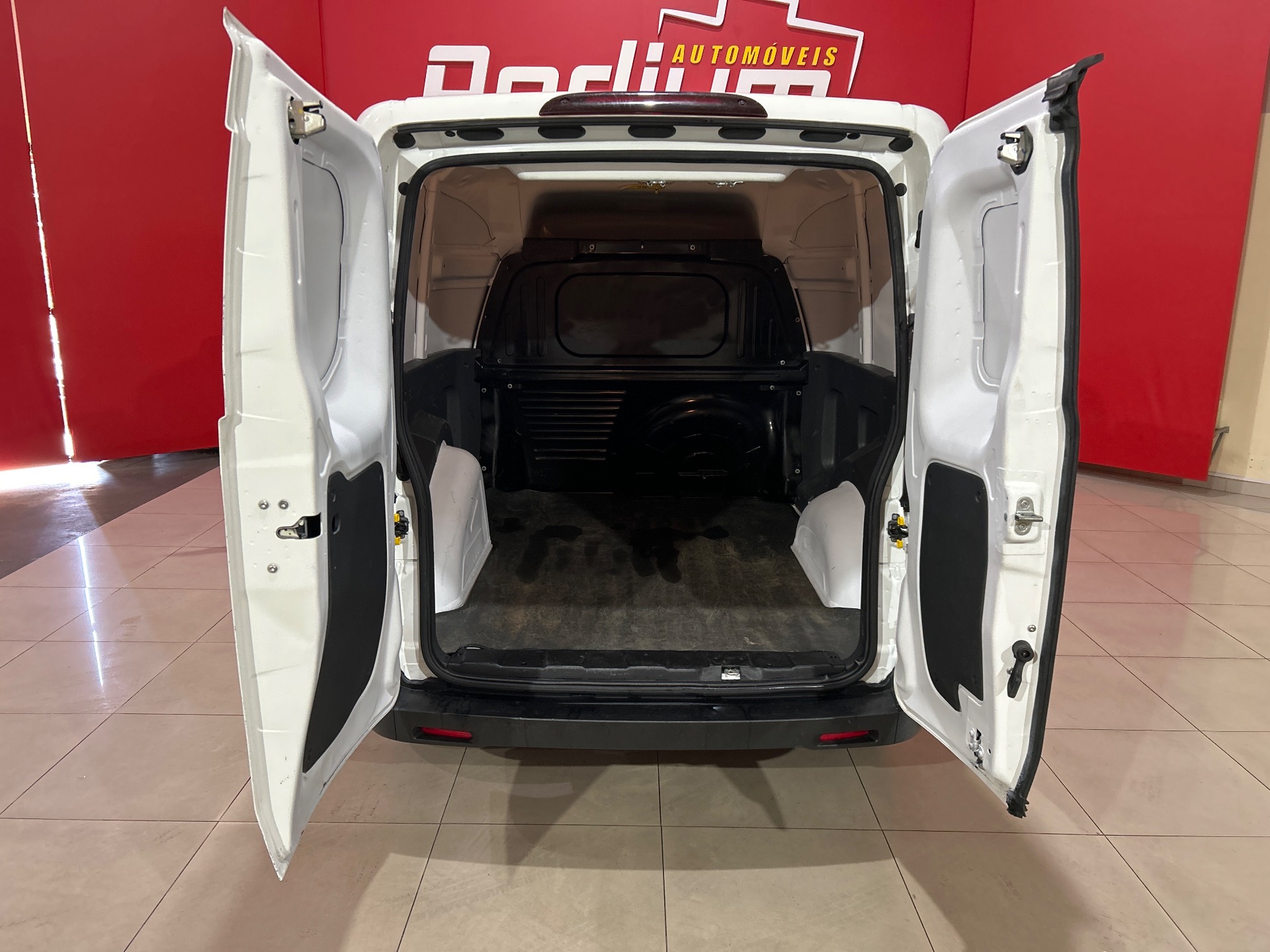 Fiat Fiorino Endurance Evo 1.4 Flex 8V 2P - foto 8