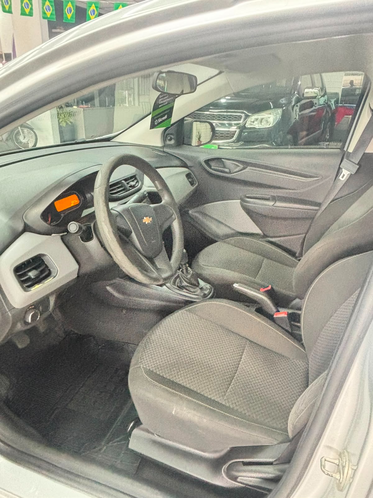 Chevrolet Onix Hatch Joy 1.0 8V Flex 5P Mec. - foto 10