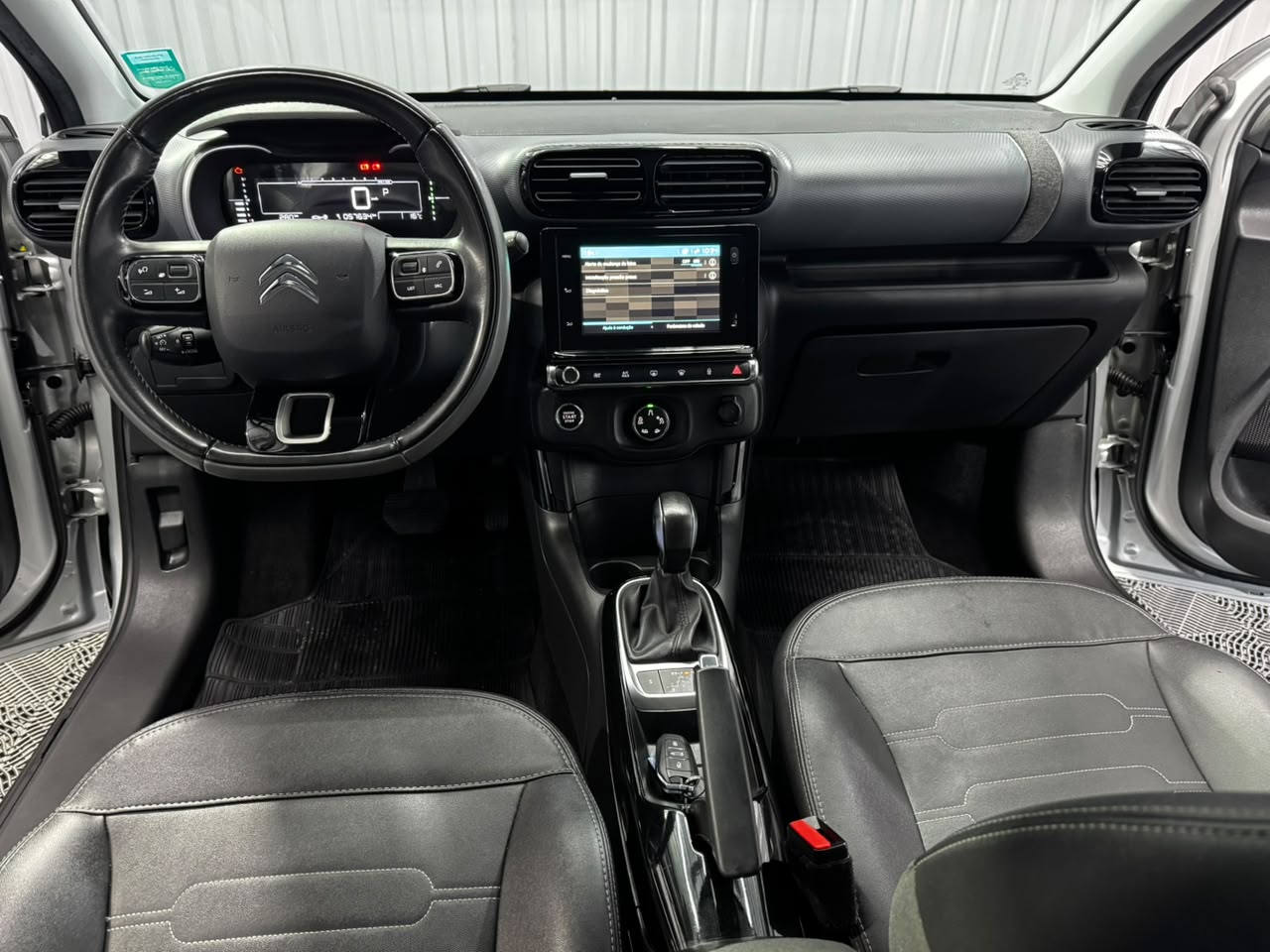 Citroën C4 Cactus Shine Pack 1.6 Turbo Flex Aut. - foto 8