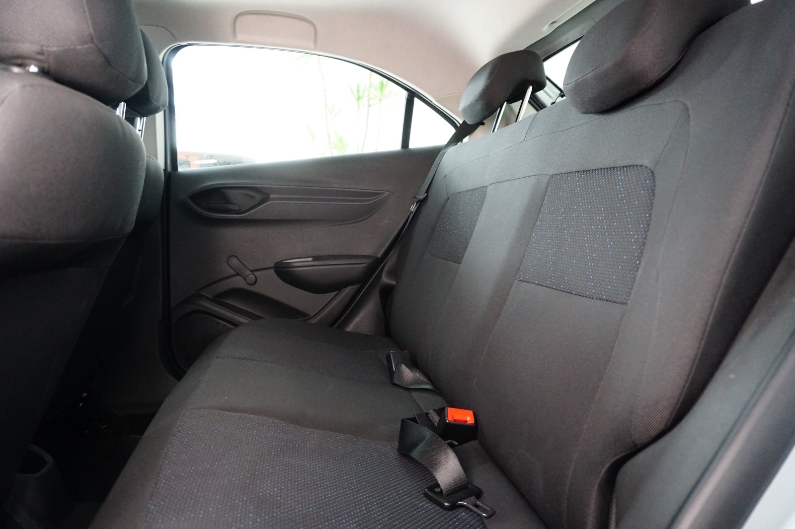 Chevrolet Onix Hatch Joy 1.0 8V Flex 5P Mec. - foto 16