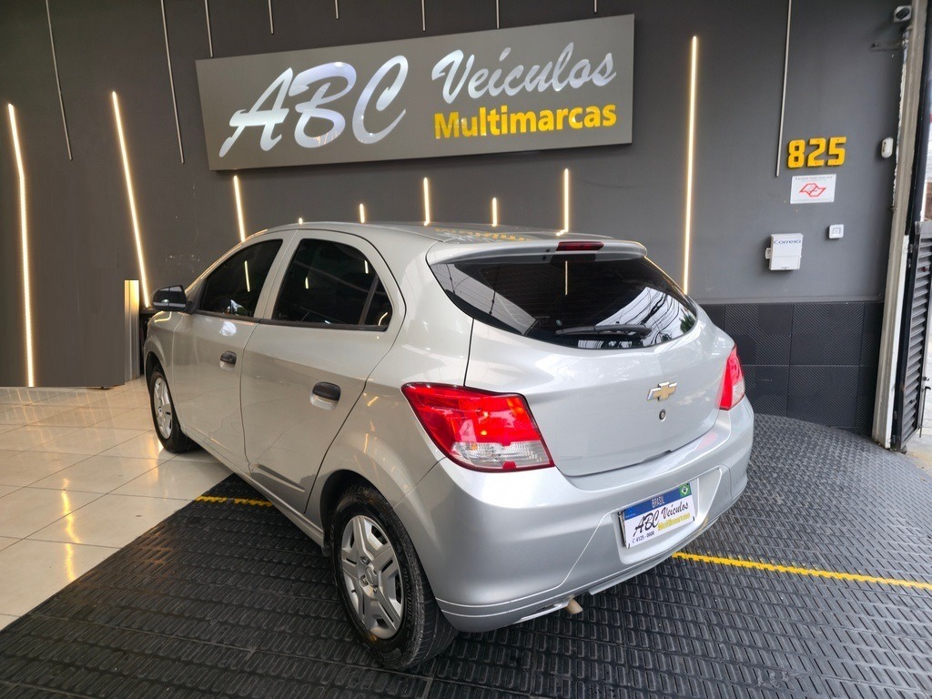 Chevrolet Onix Hatch Joy 1.0 8V Flex 5P Mec. - foto 2