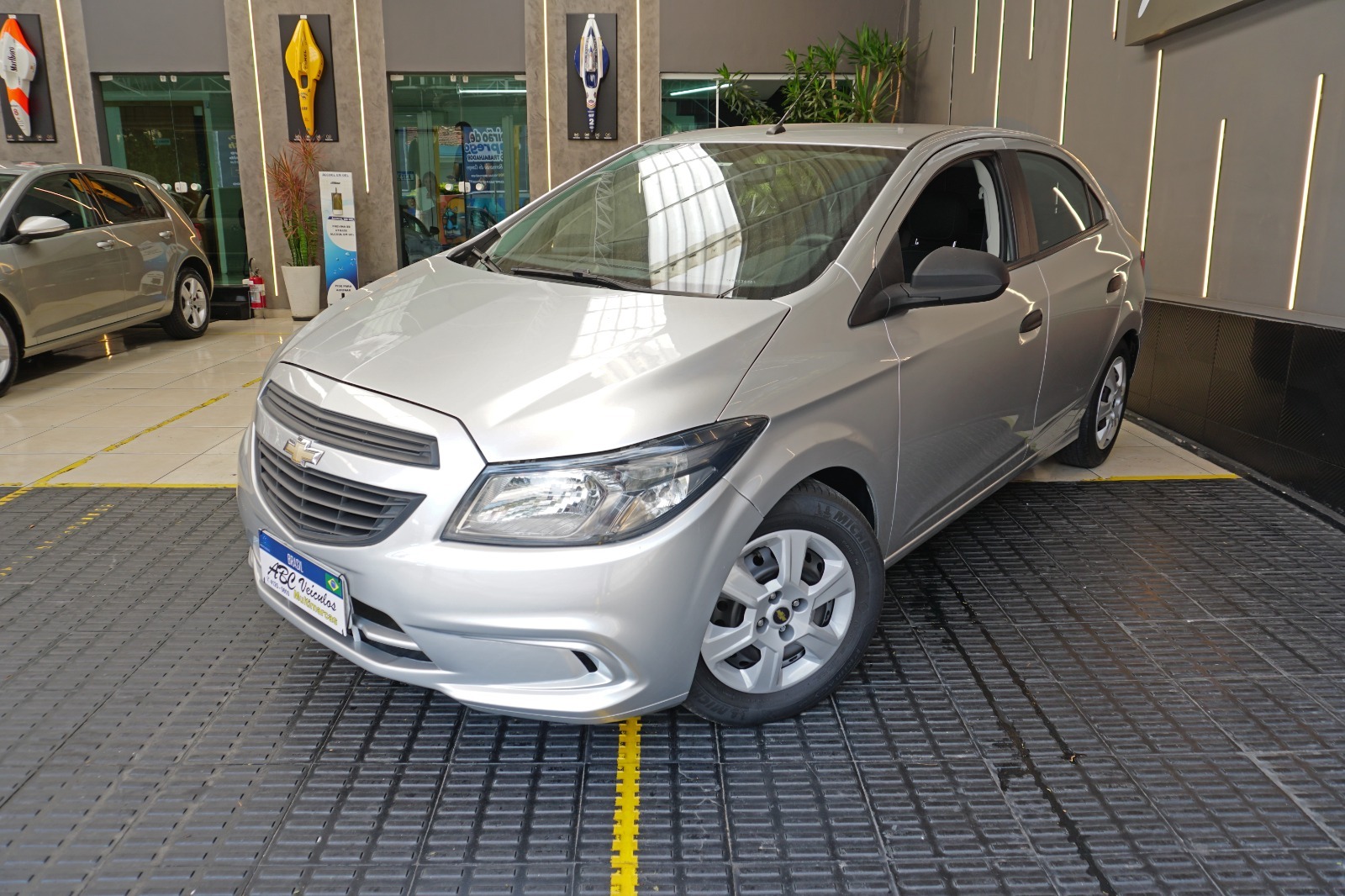 Chevrolet Onix Hatch Joy 1.0 8V Flex 5P Mec. - foto 11
