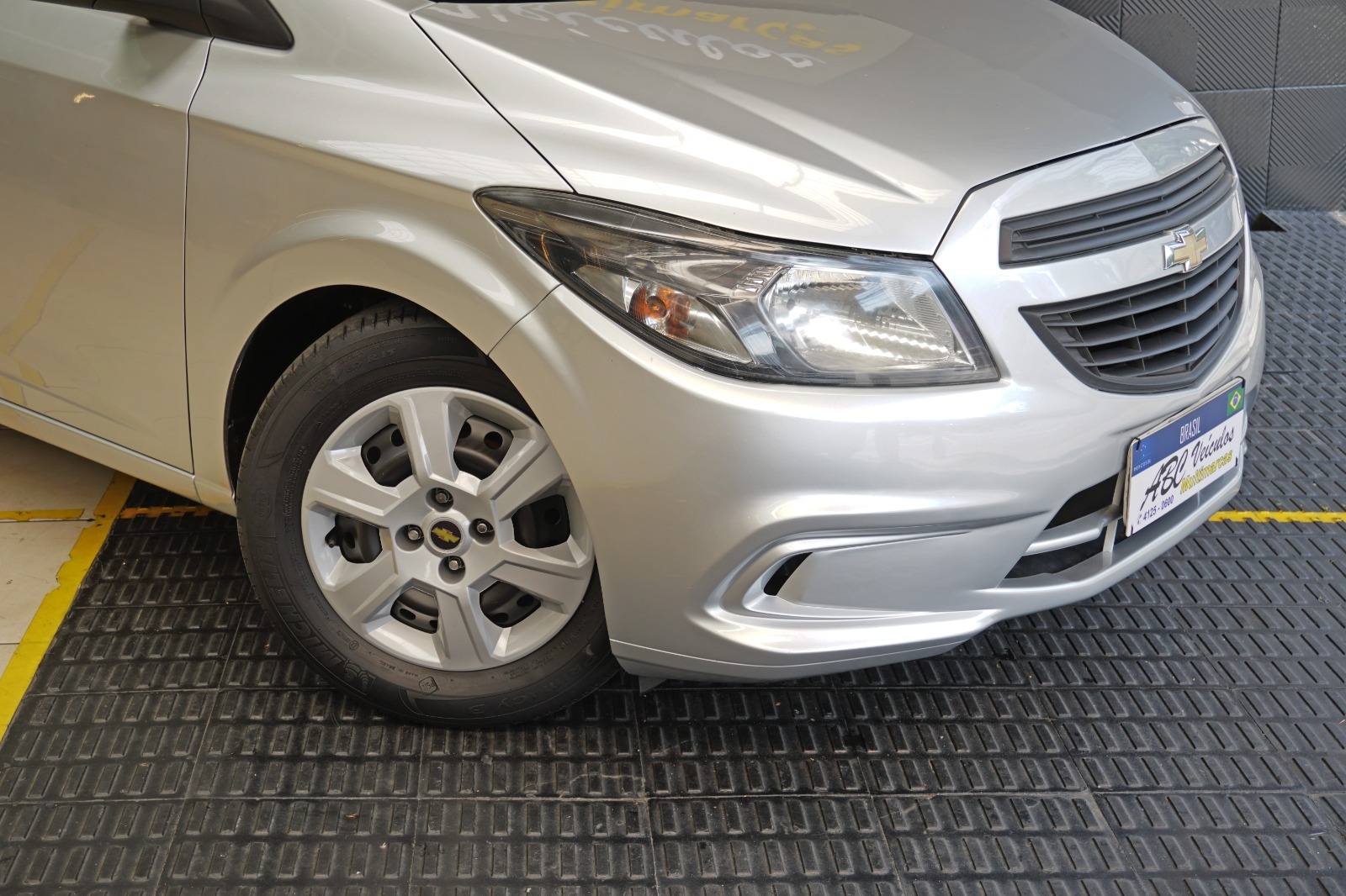 Chevrolet Onix Hatch Joy 1.0 8V Flex 5P Mec. - foto 17