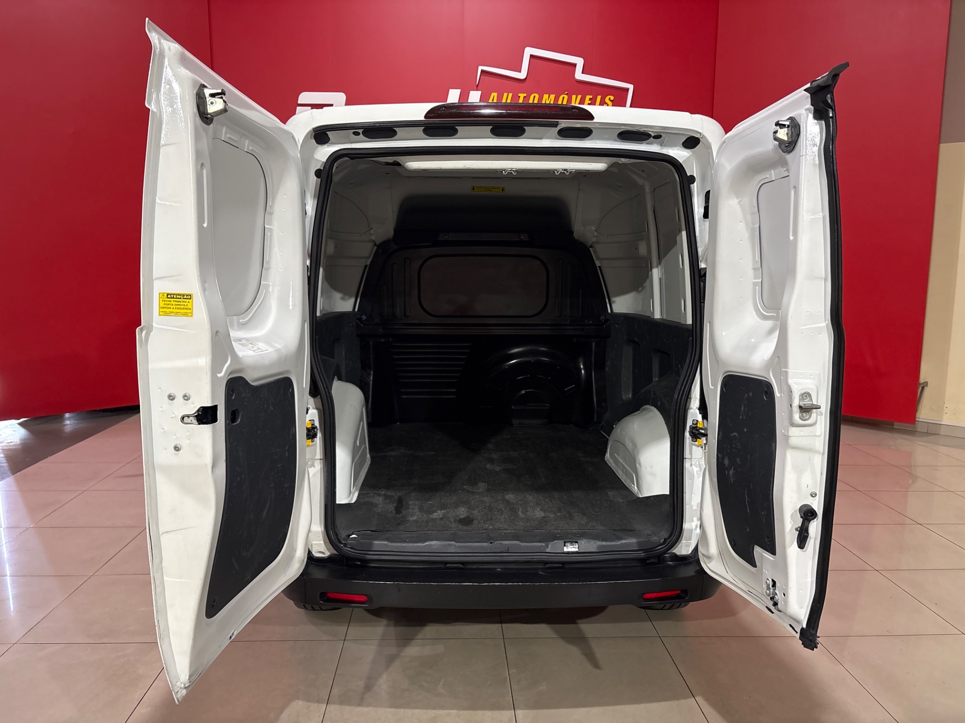 Fiat Fiorino Endurance Evo 1.4 Flex 8V 2P - foto 8