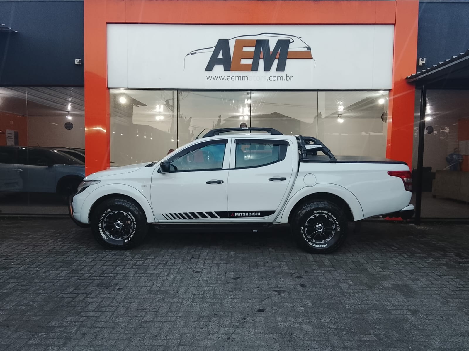 Mitsubishi L200 Tri. Outd. Glx 2.4 Cd 4X4 Die. Mec. - foto 4