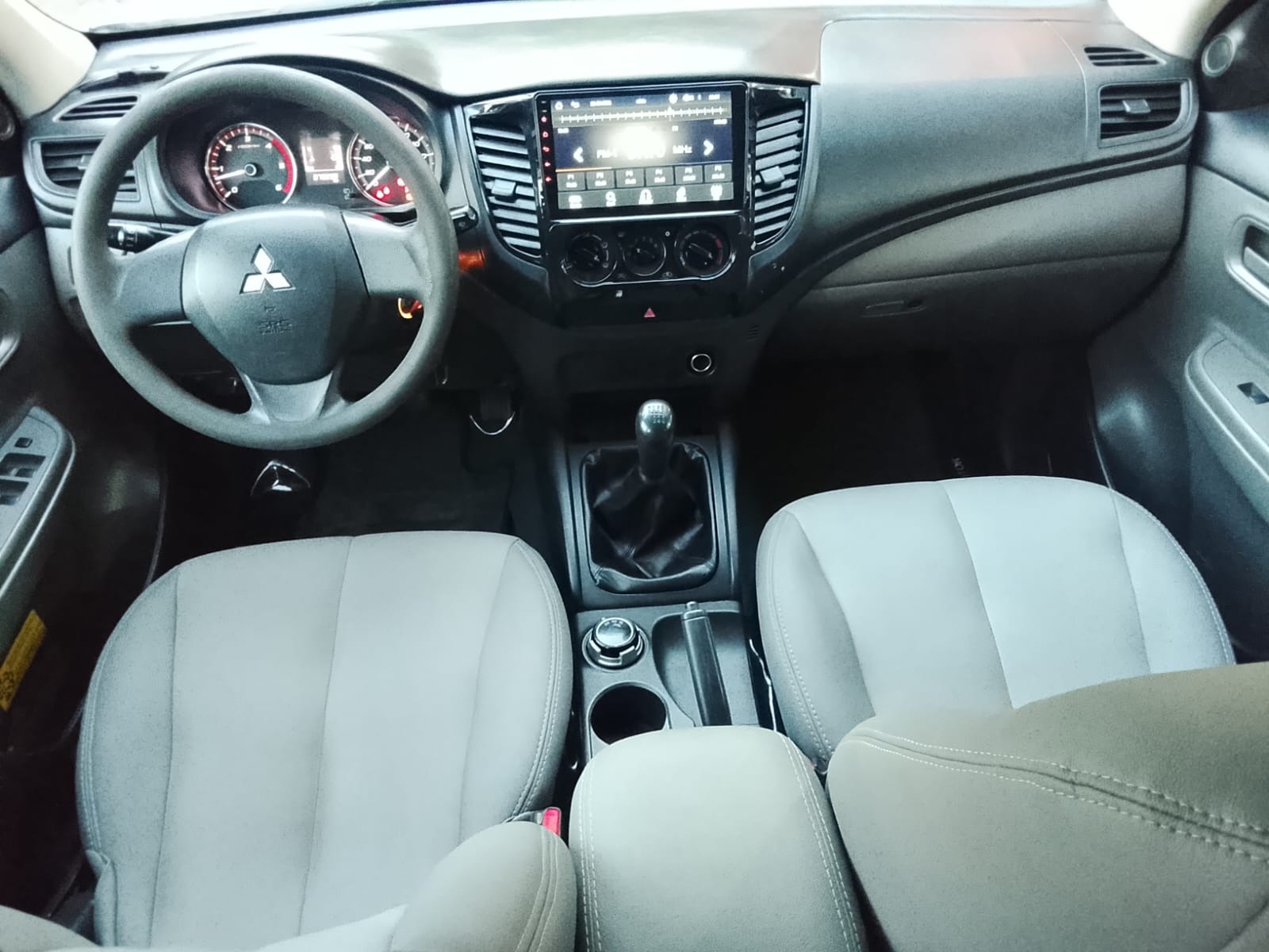 Mitsubishi L200 Tri. Outd. Glx 2.4 Cd 4X4 Die. Mec. - foto 5