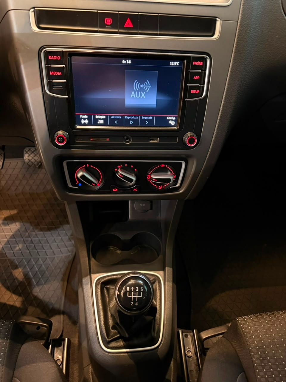 Volkswagen Fox Connect 1.6 Flex 8V 5P - foto 12