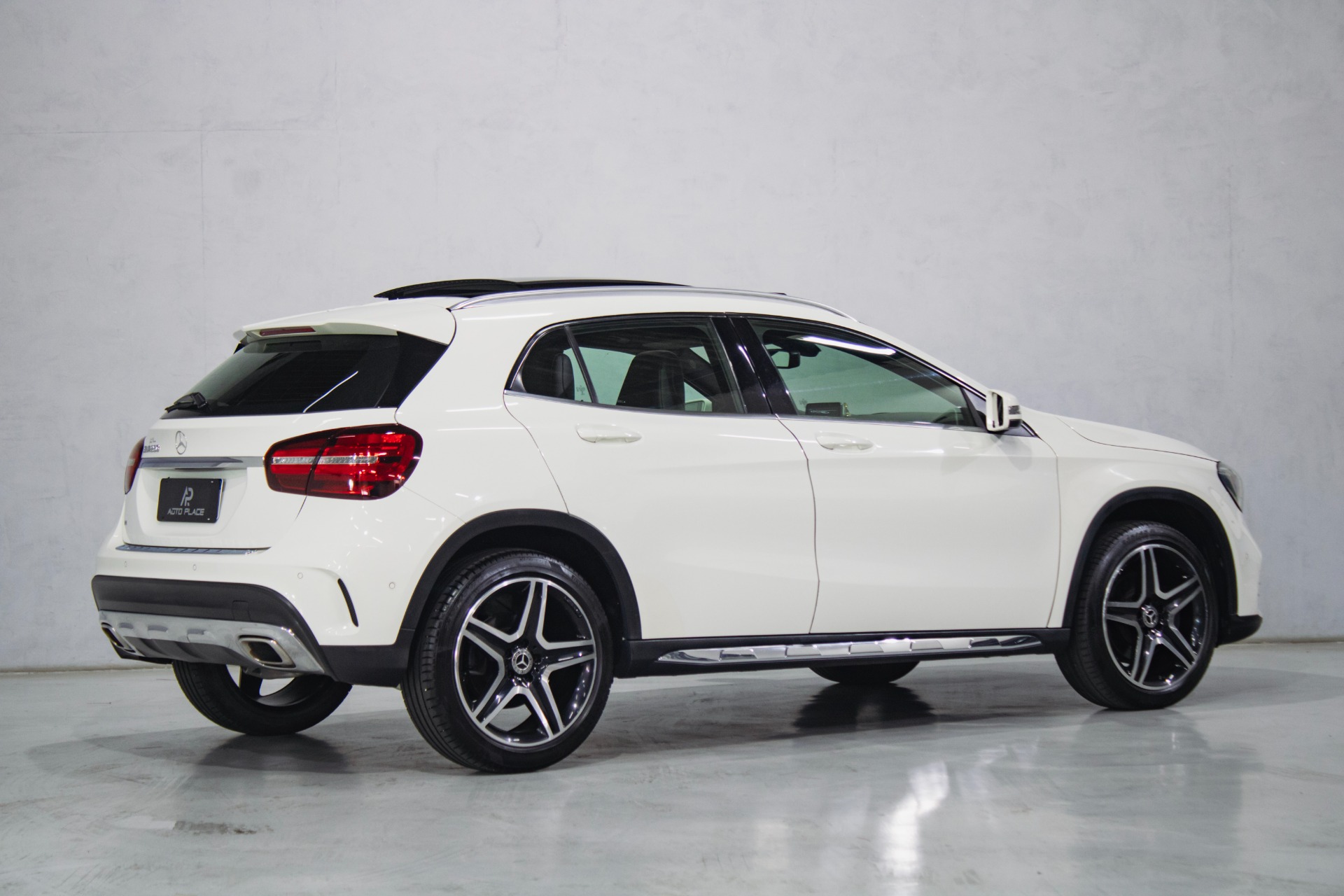 Mercedes-Benz Classe GLA Gla 250 Sport 2.0 Tb 16V 4X2 211cv Aut. - foto 6