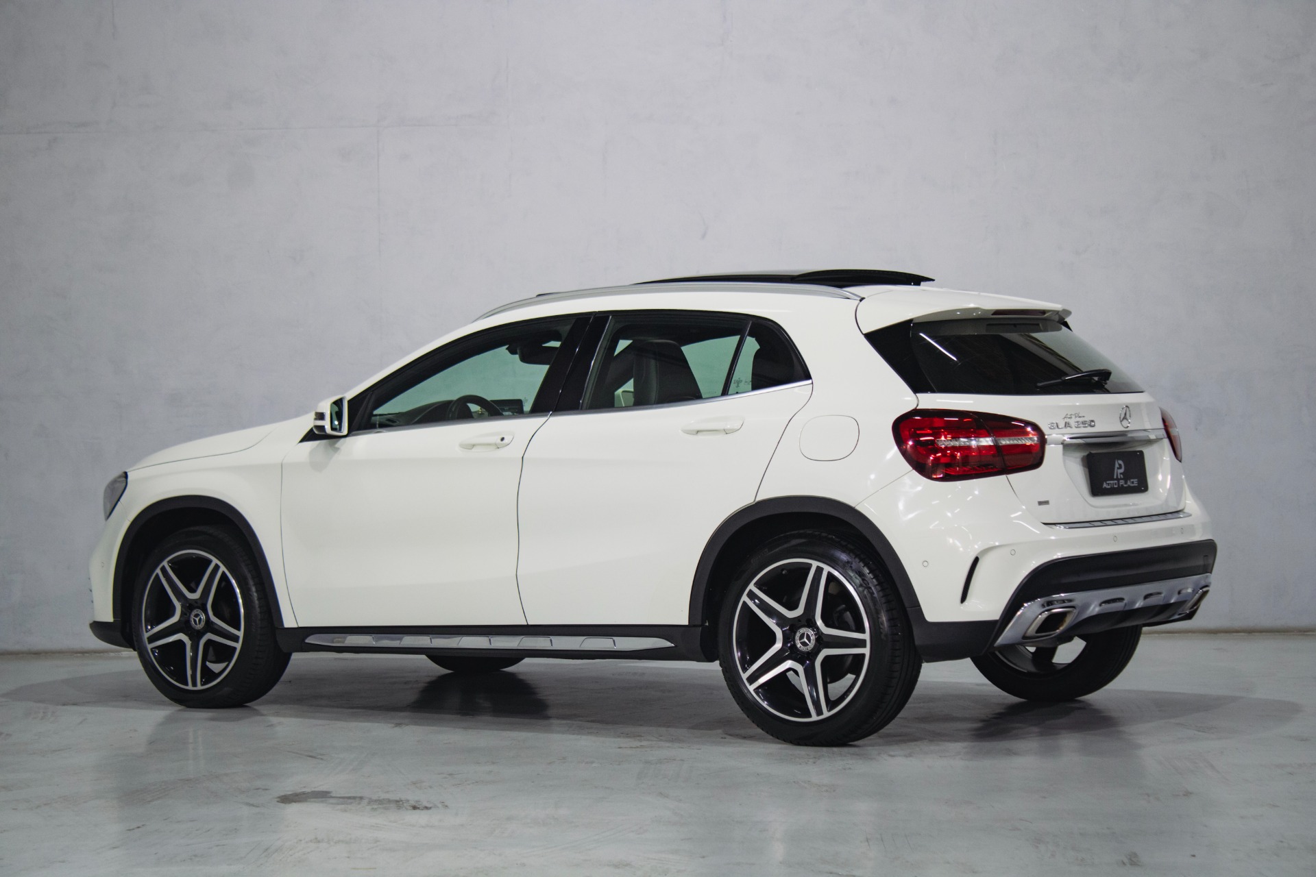 Mercedes-Benz Classe GLA Gla 250 Sport 2.0 Tb 16V 4X2 211cv Aut. - foto 4