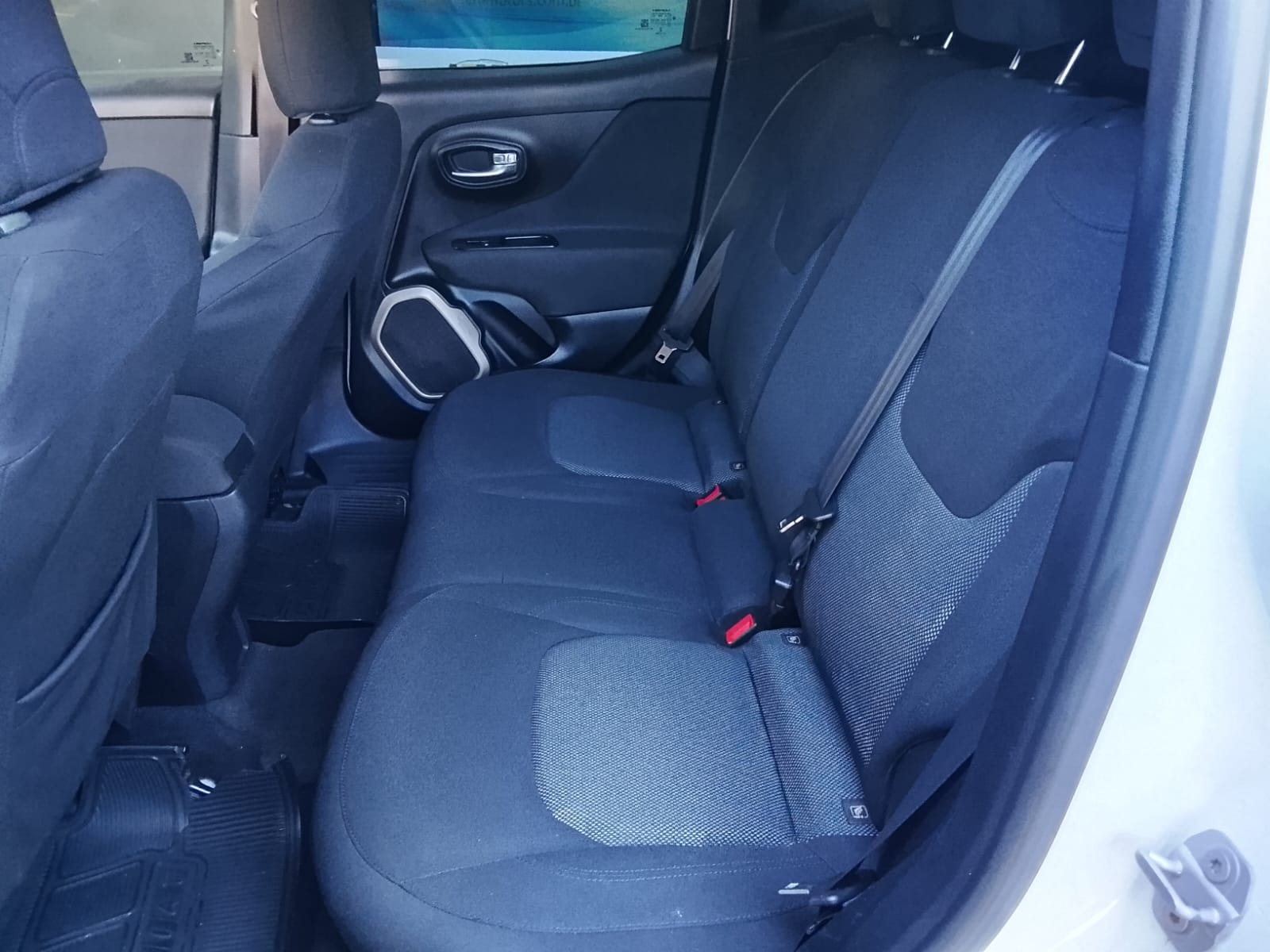 Jeep Renegade Sport 1.8 4X2 Flex 16V Aut. - foto 9
