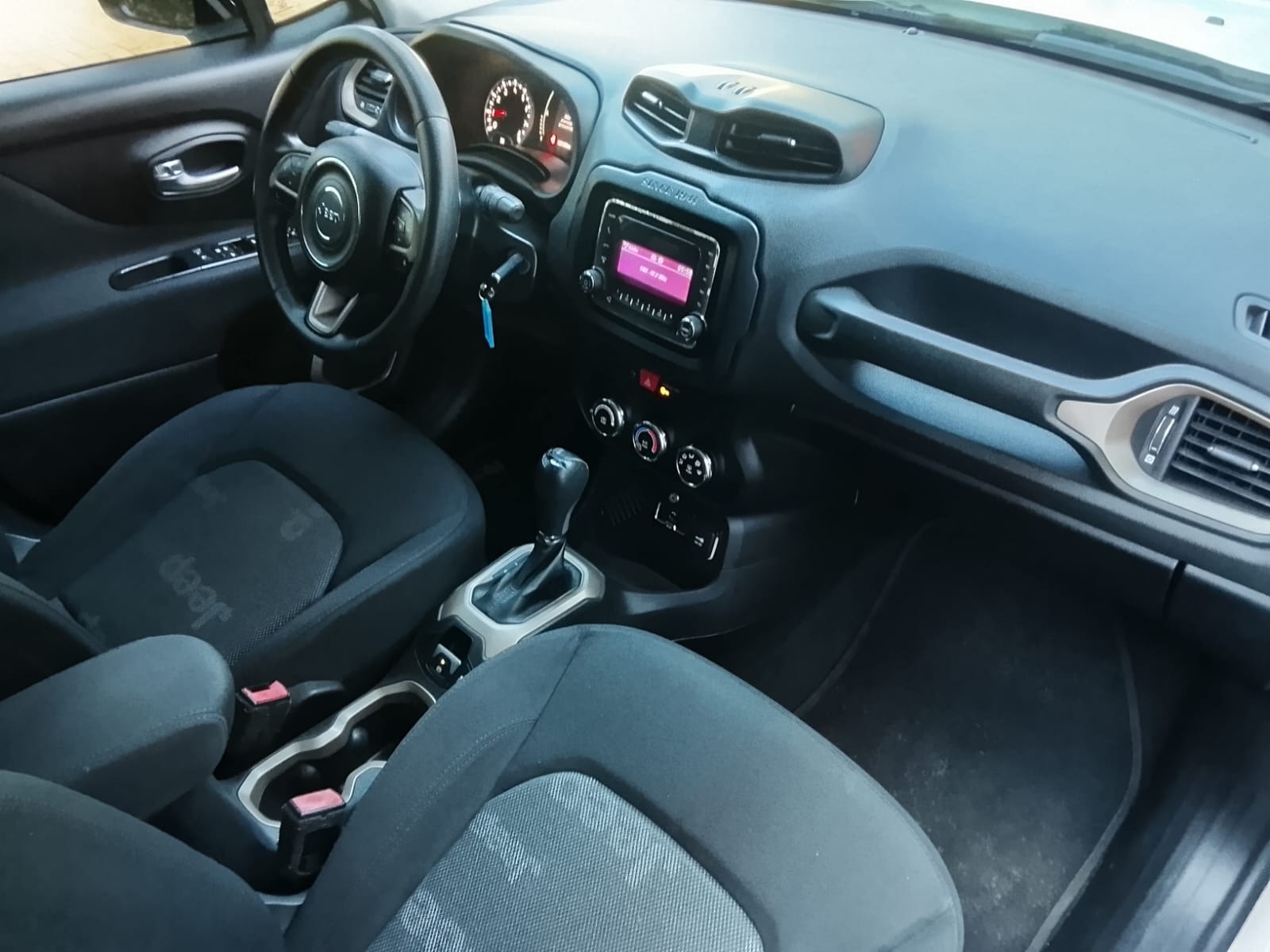 Jeep Renegade Sport 1.8 4X2 Flex 16V Aut. - foto 10