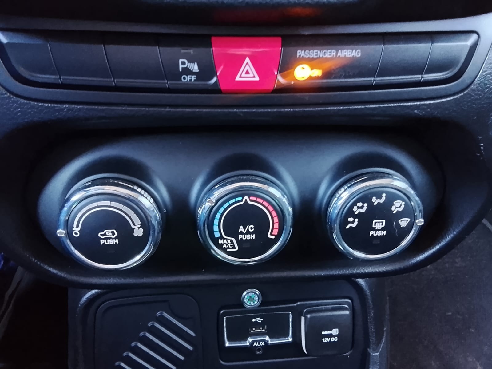 Jeep Renegade Sport 1.8 4X2 Flex 16V Aut. - foto 12
